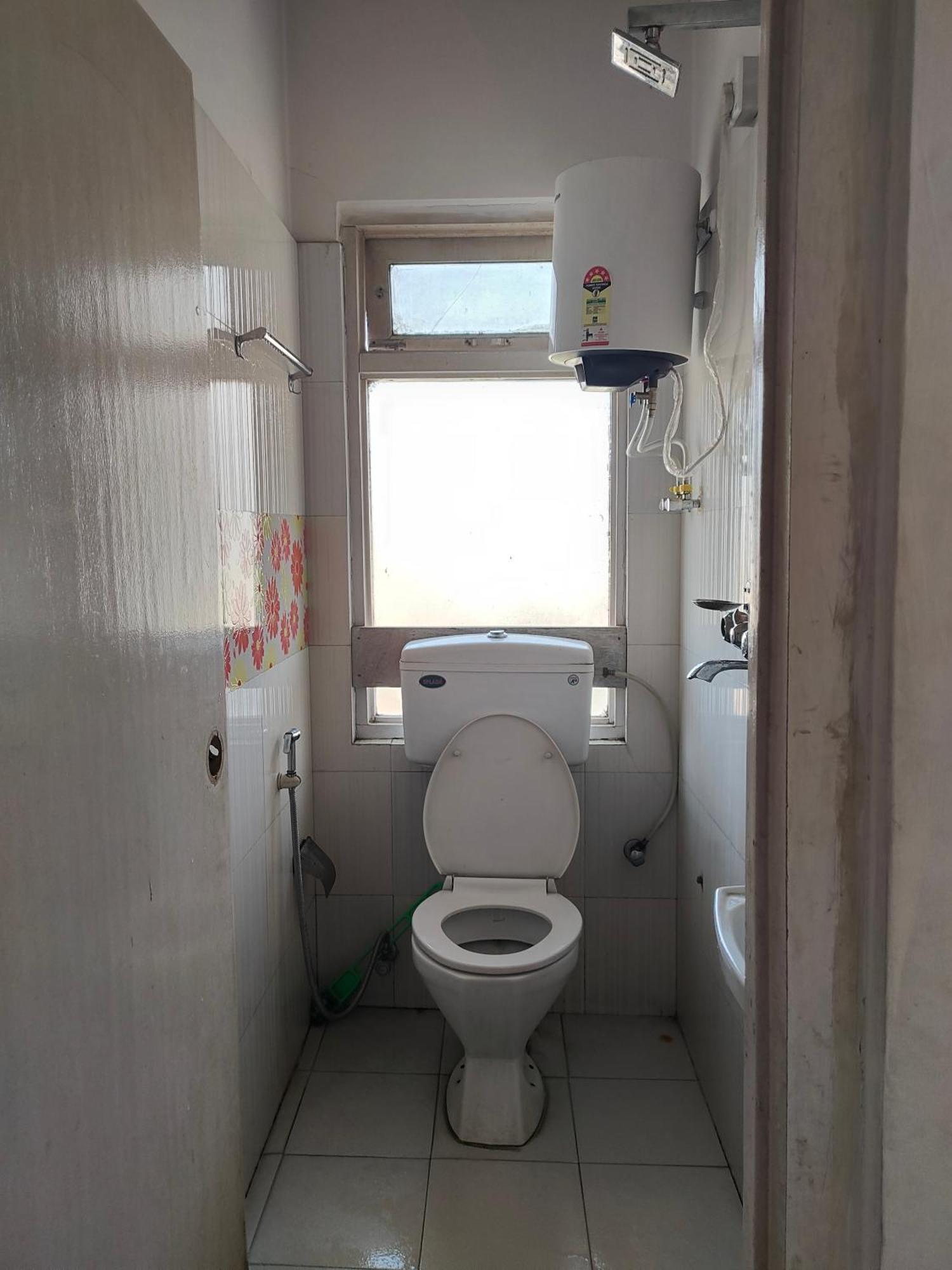 Family Peace House, 2*
