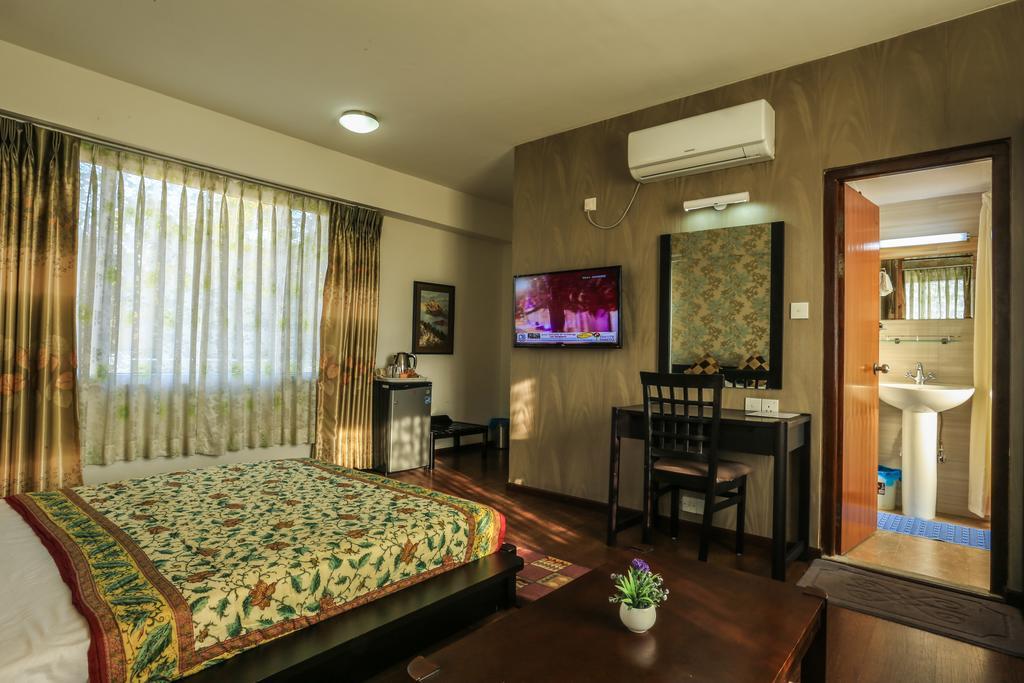 Hotel Nirvana 3*
