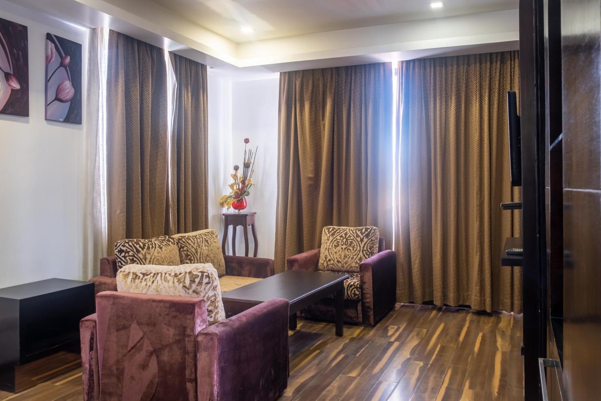 Mahabir Palace Hotel