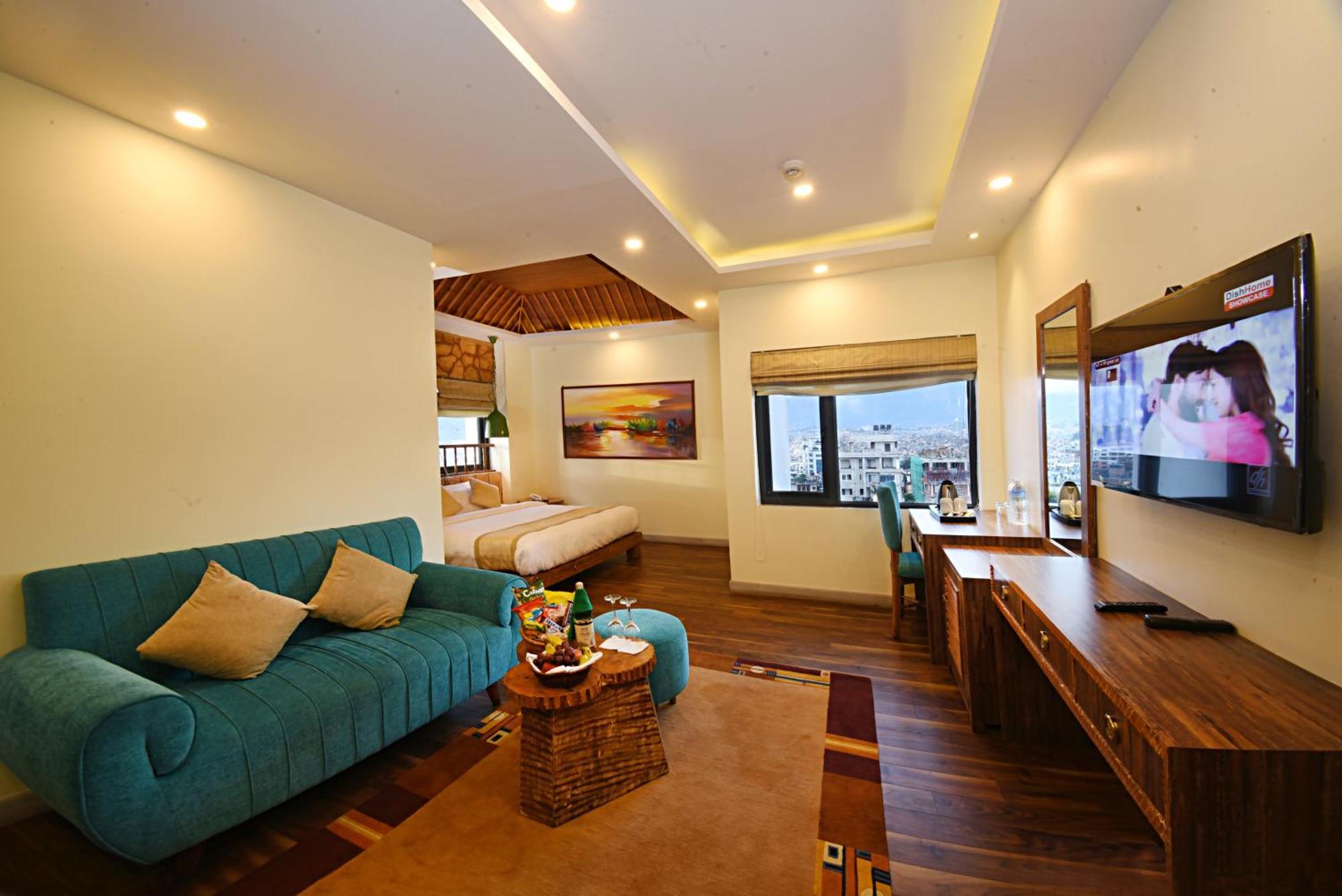 Woodapple And Hotel 3*