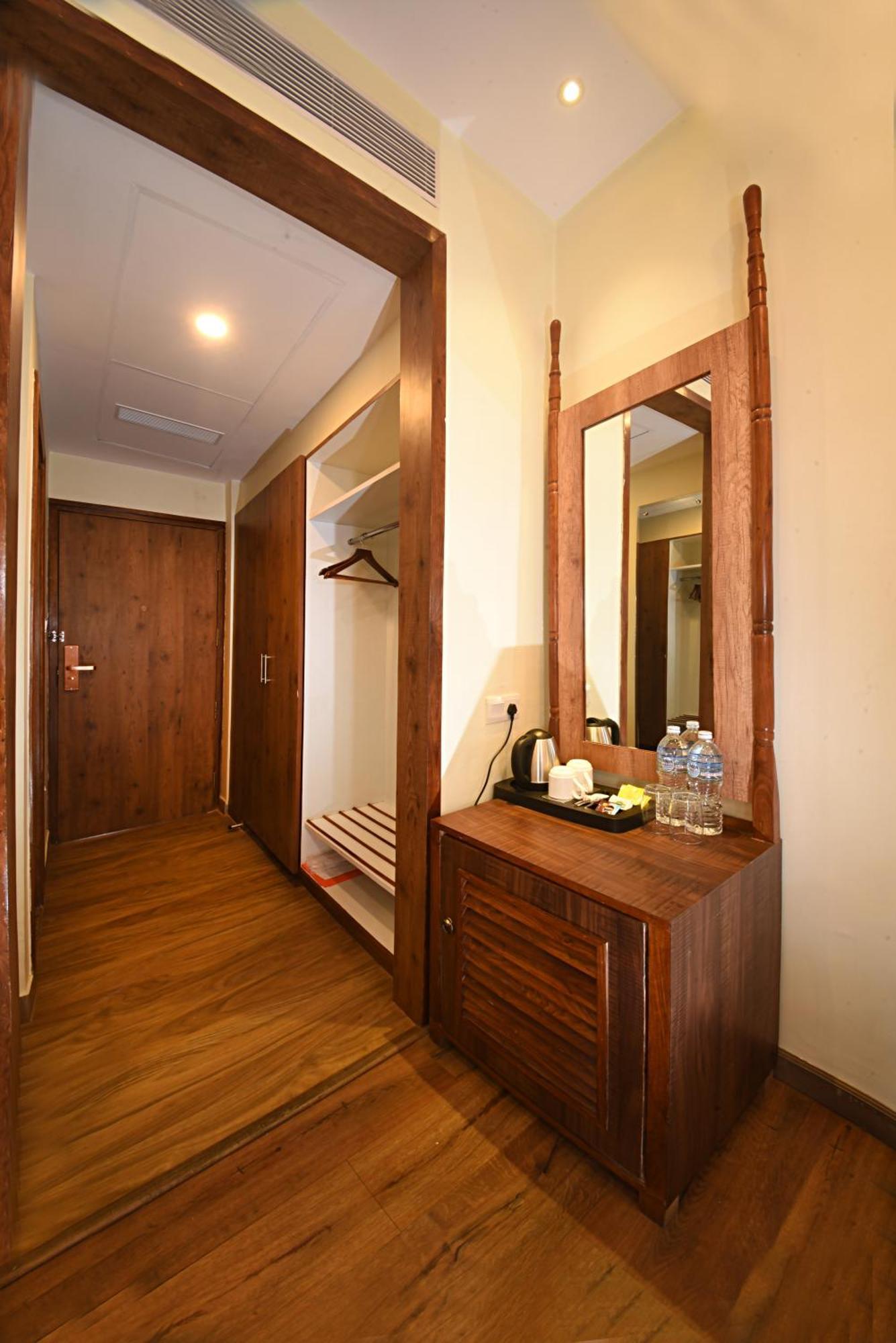Hotel Woodapple And