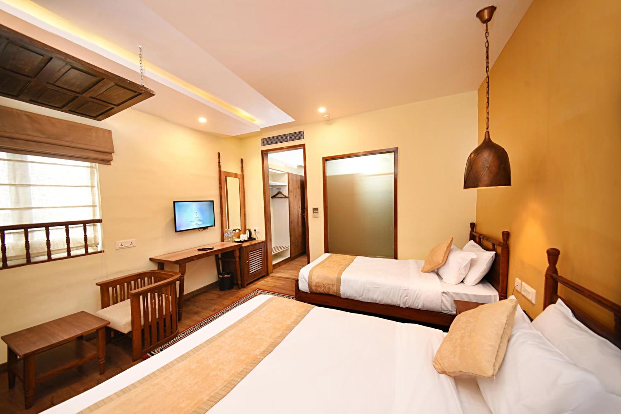 Hotel Woodapple And Kathmandu