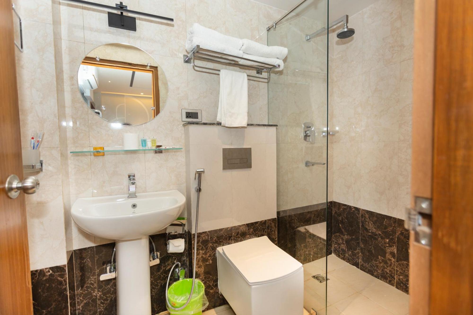 Ananta Hotel 3*