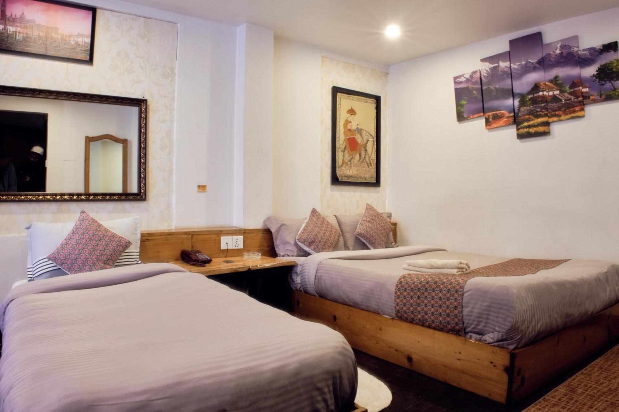 Shree Tara Hotel