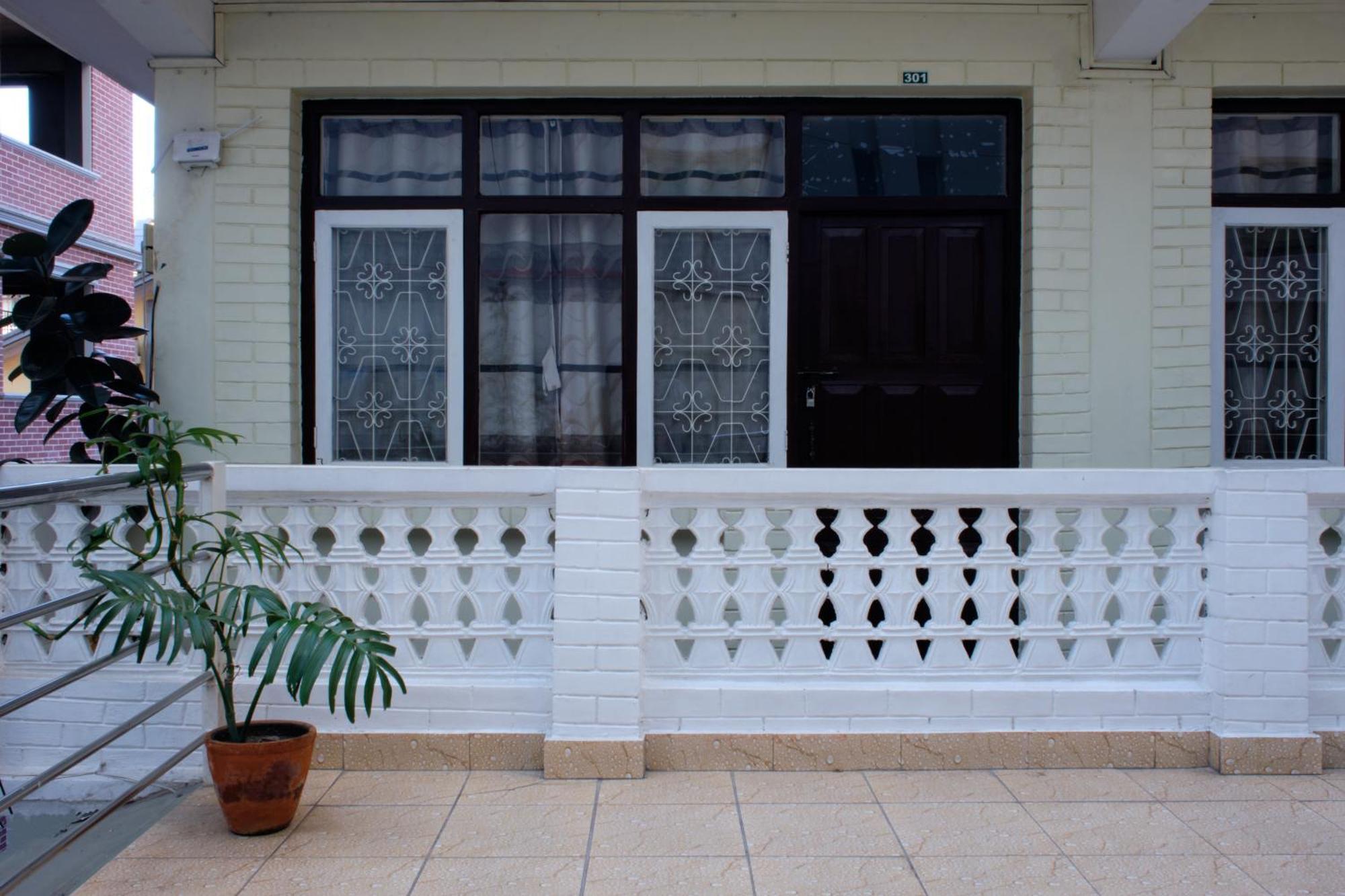 Shree Tara Hotel *