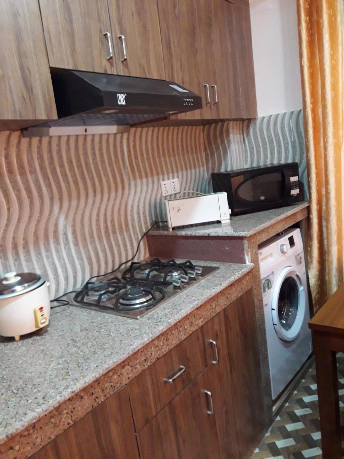 Rupas Apartment *