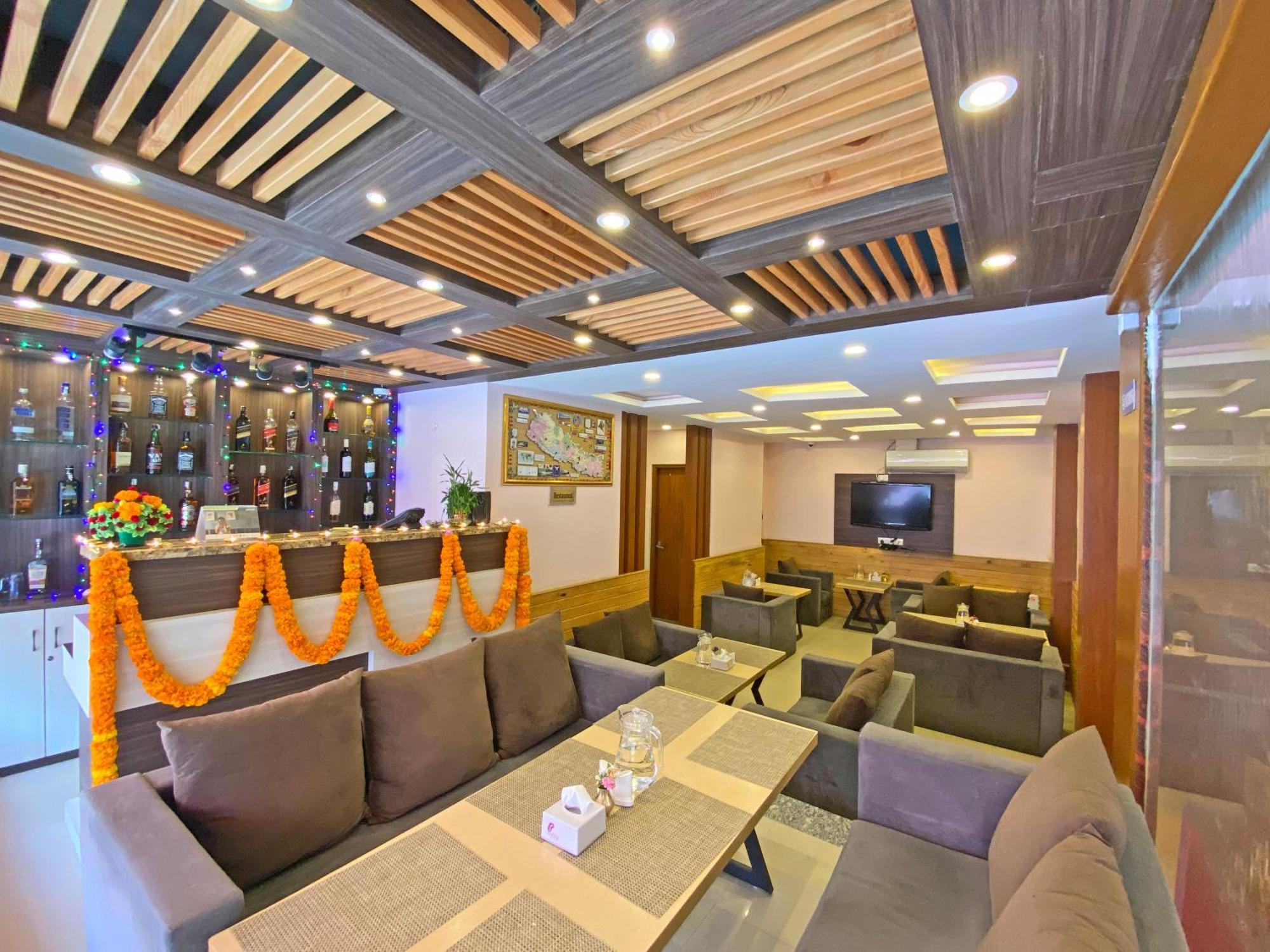 White Rabbit Hotel 3*