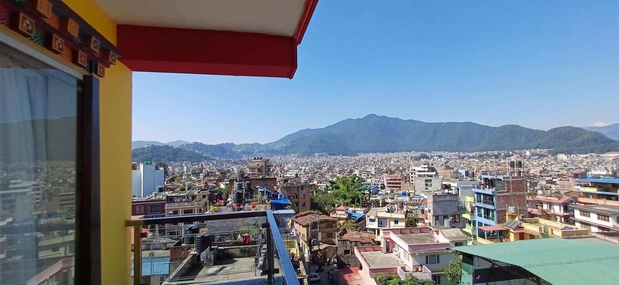 Hotel Yakroo Manang Kathmandu