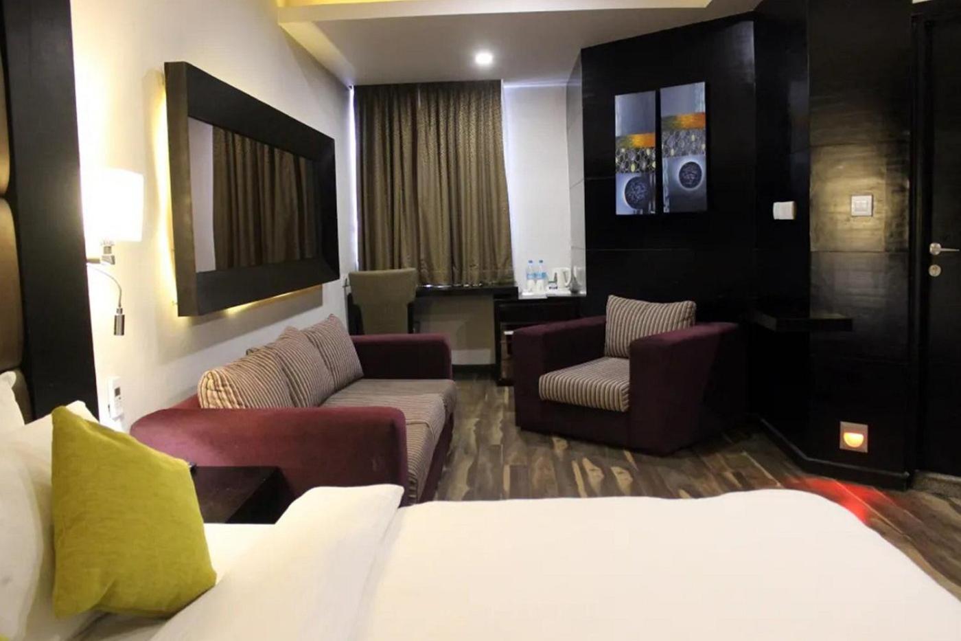 Hotel Mahabir Palace
