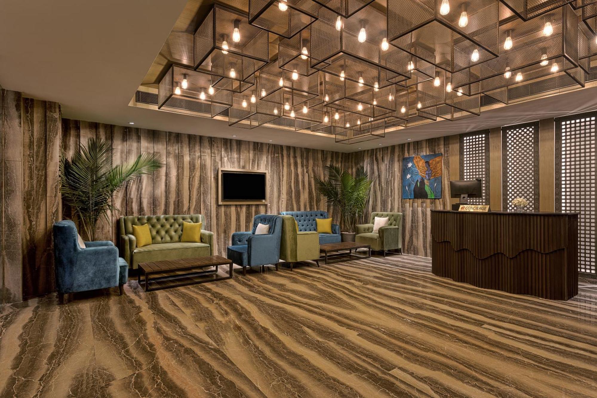 Aloft Thamel