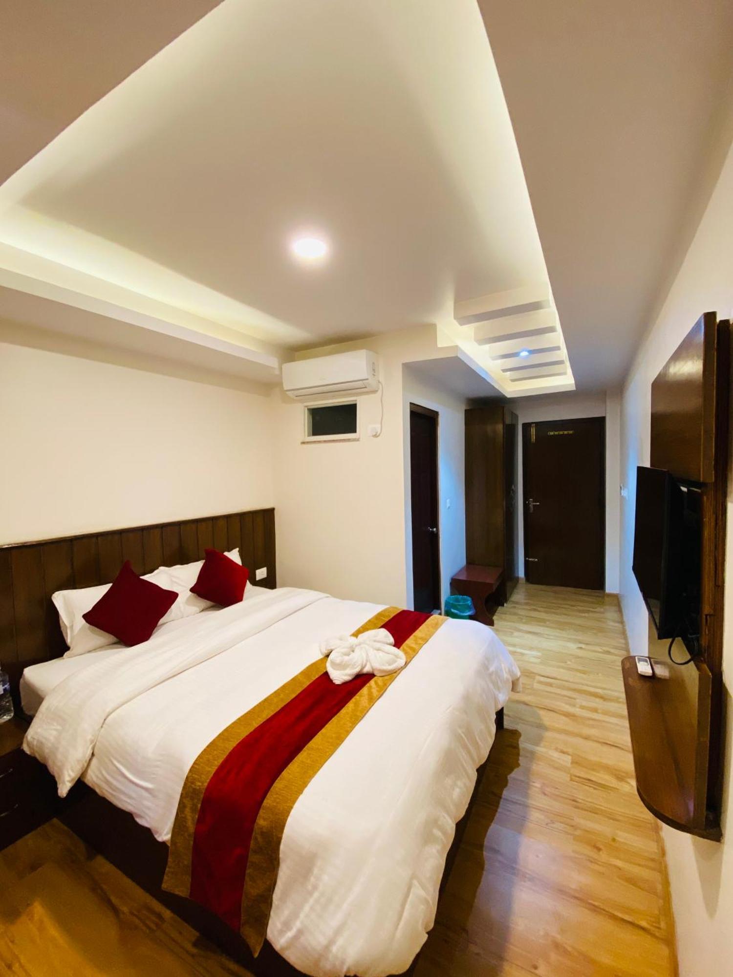 Hotel Abi International *