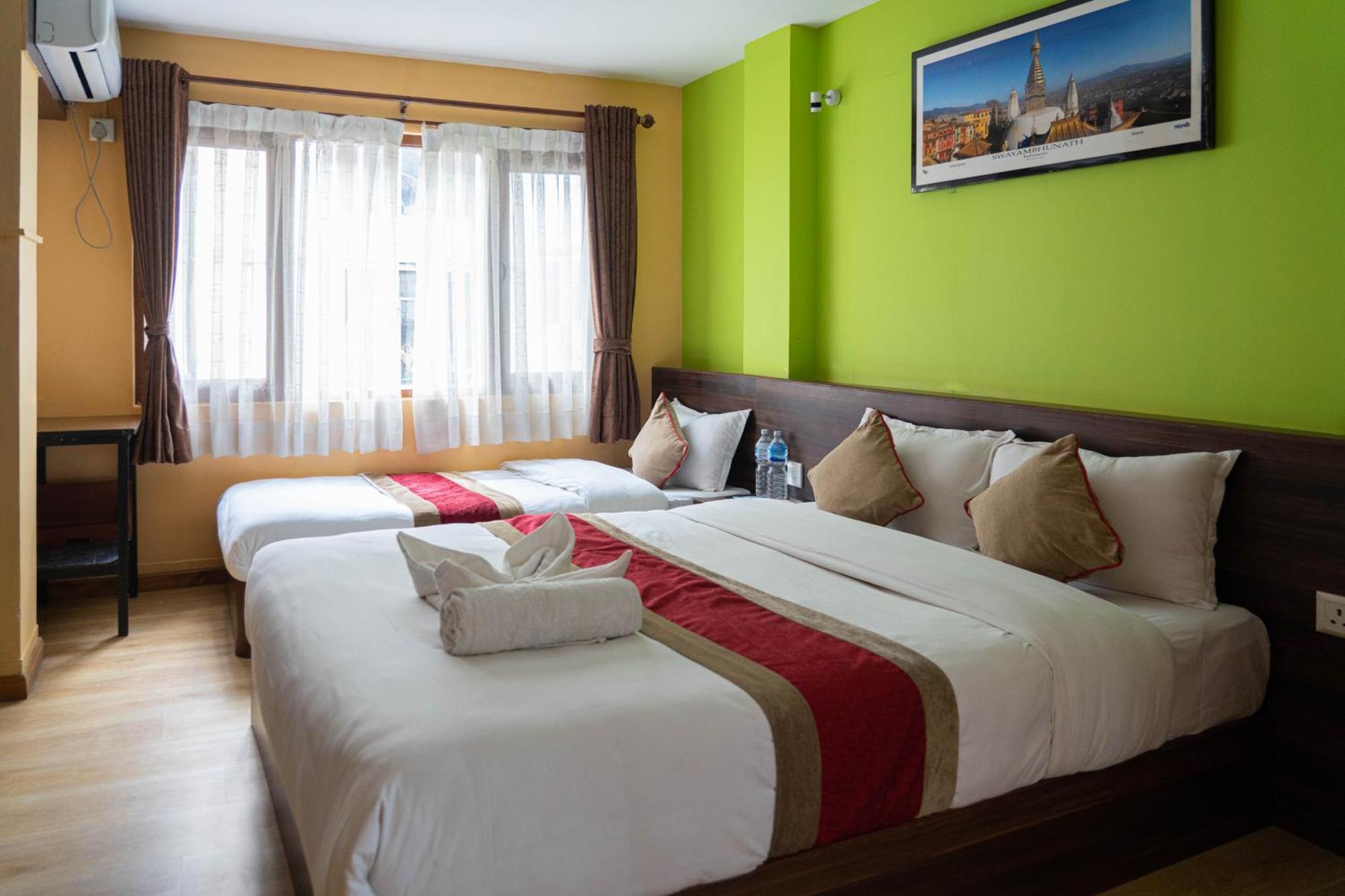 Hostel Holiday Hostel *
