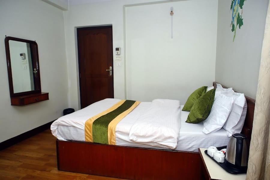 Bouddha Hotel