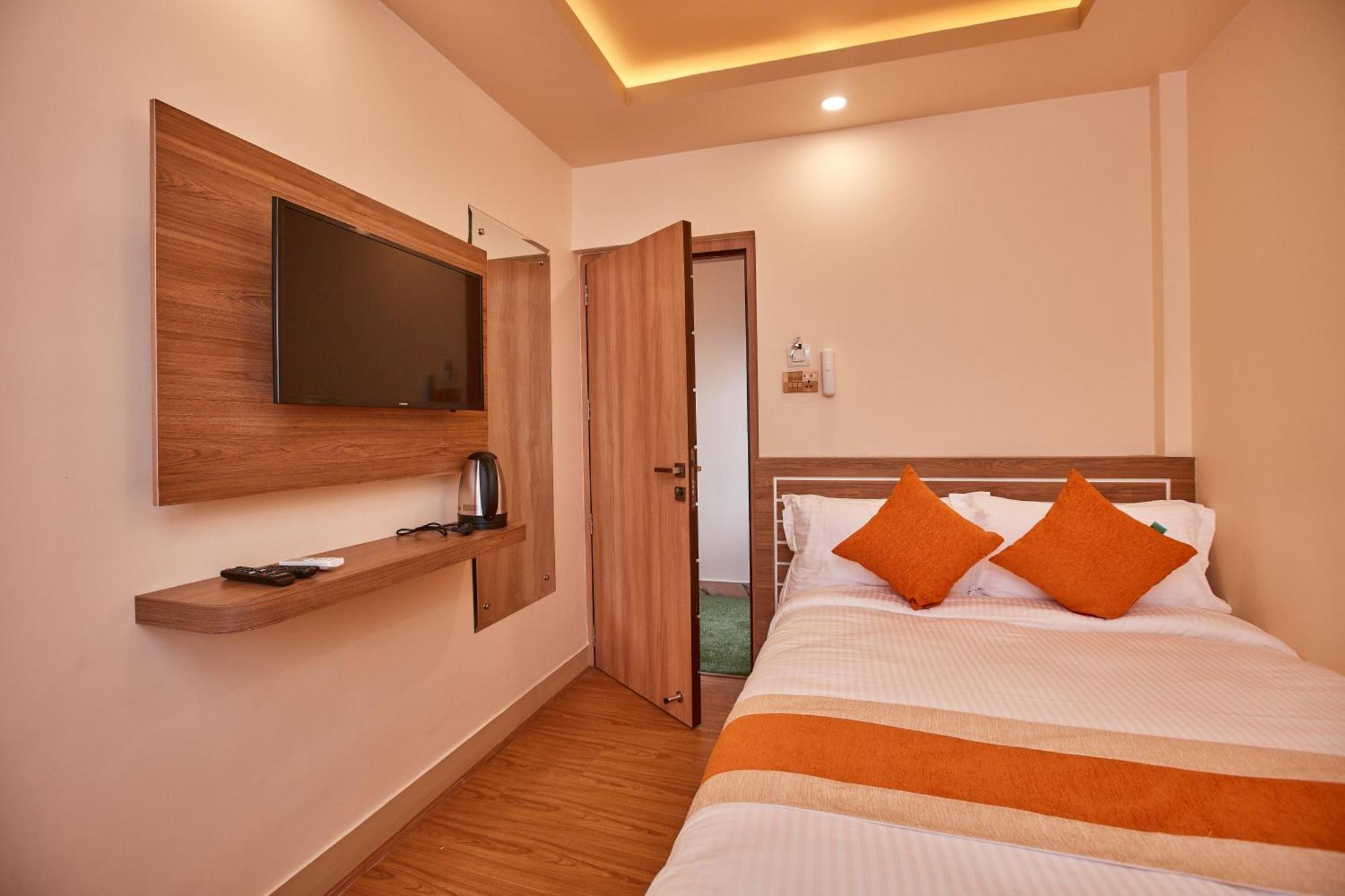 The Samrat Palace - Luxury In 3*