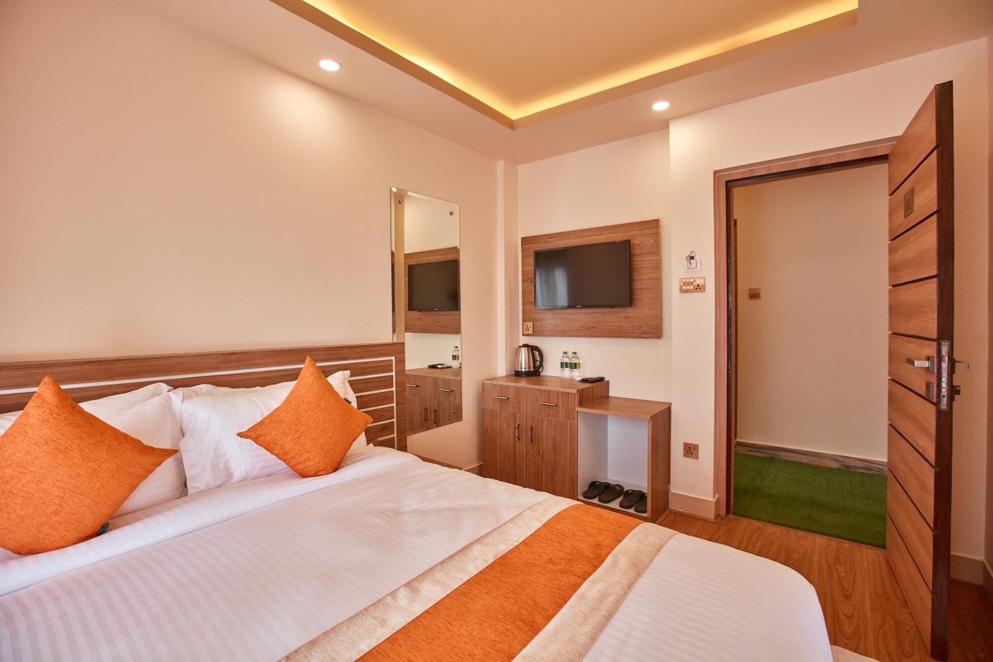 The Samrat Palace - Luxury In 3*