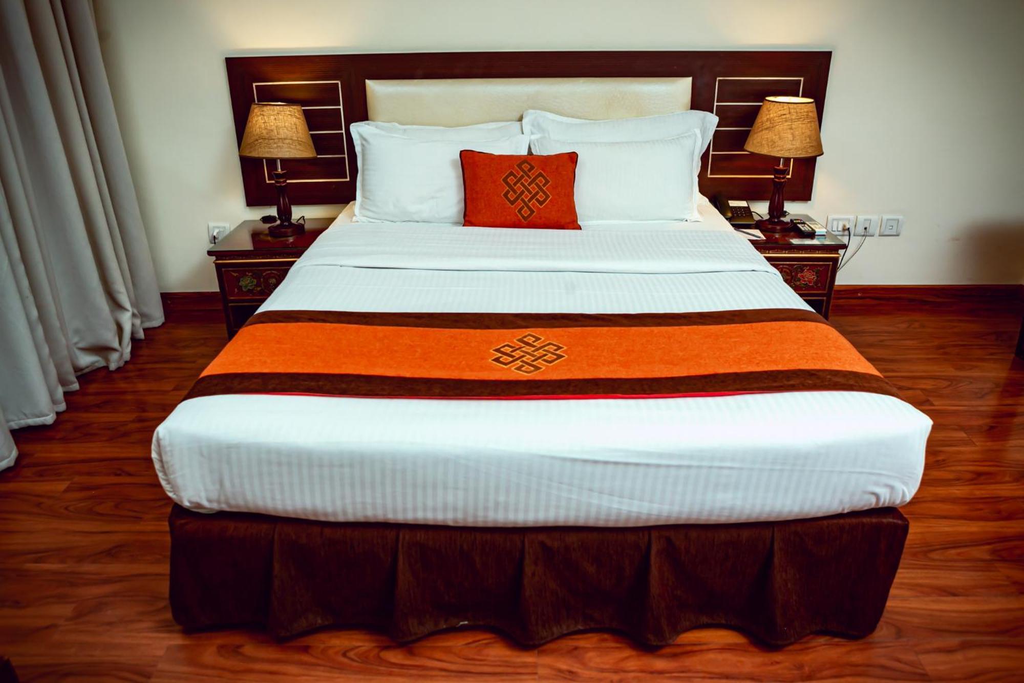 Hotel Vannasut And