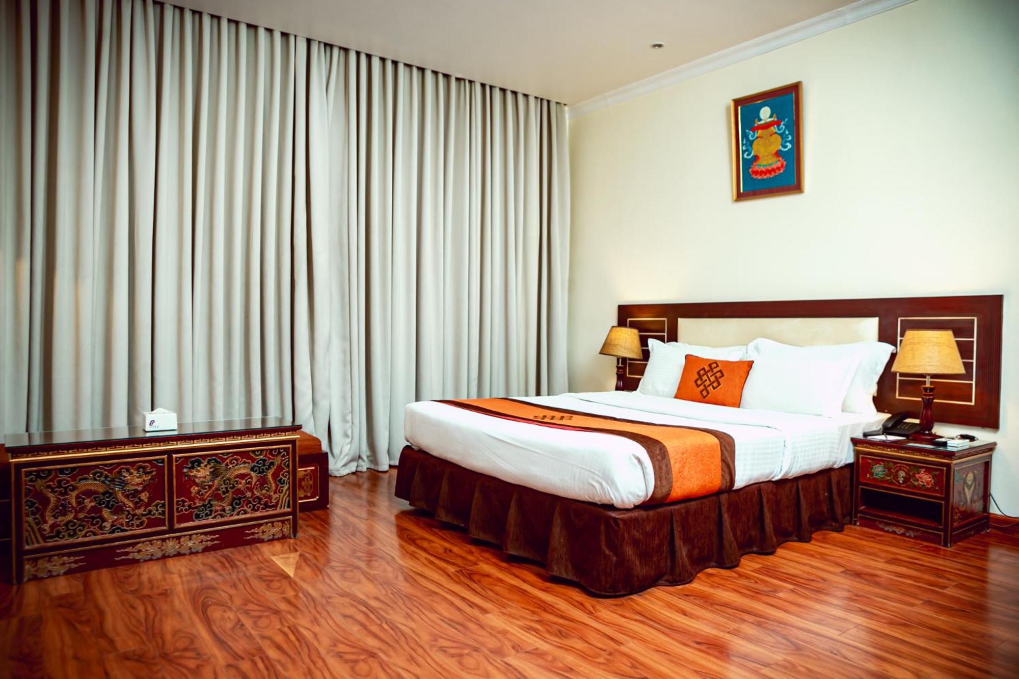 Hotel Vannasut And 4*