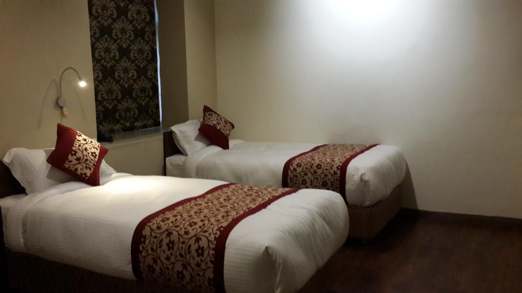 Hotel Heranya 3*