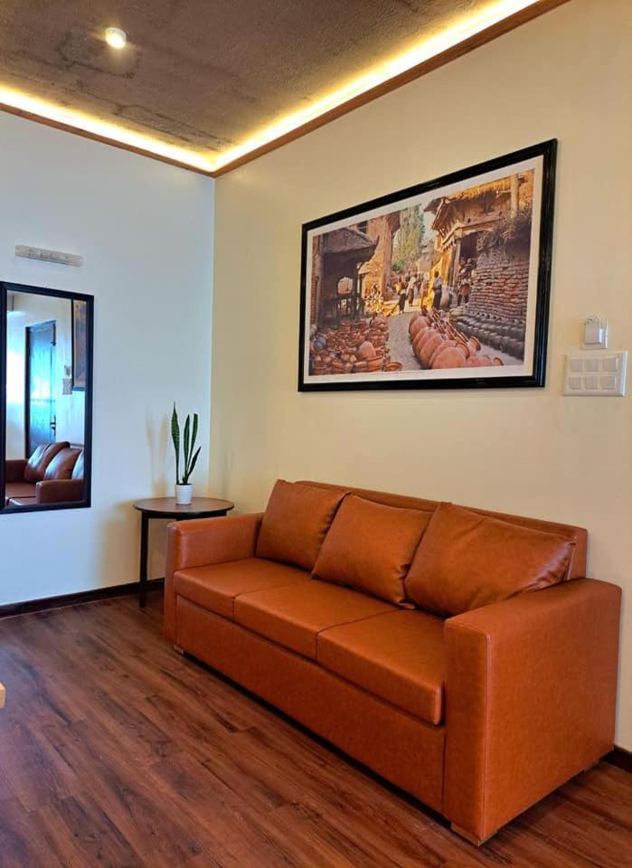 Rodeos Hotel *