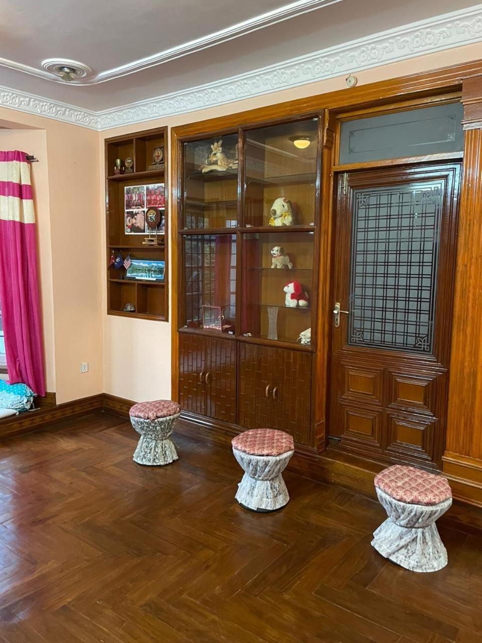 Apartment Fully Furnished 1bhk Flat Near Dhumbarahi Area *