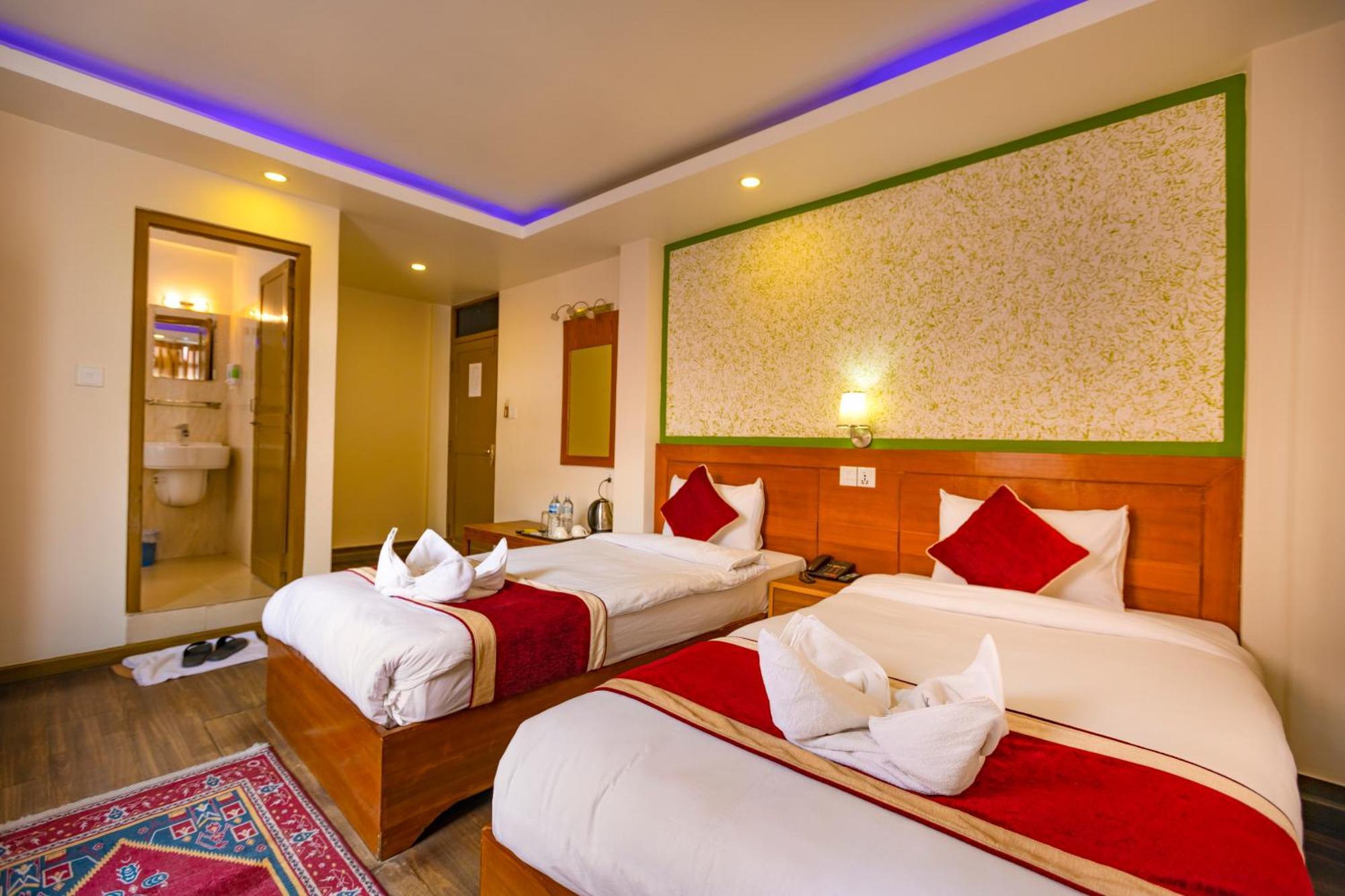Sekai Hotel 2*