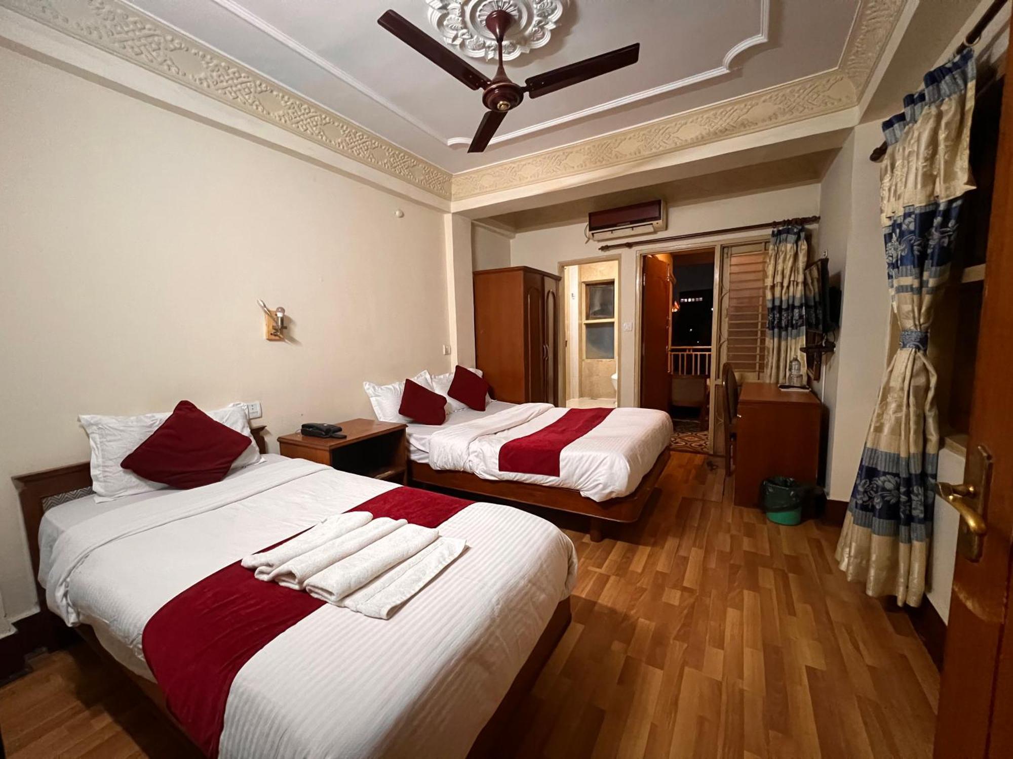 Trekkers Hotel