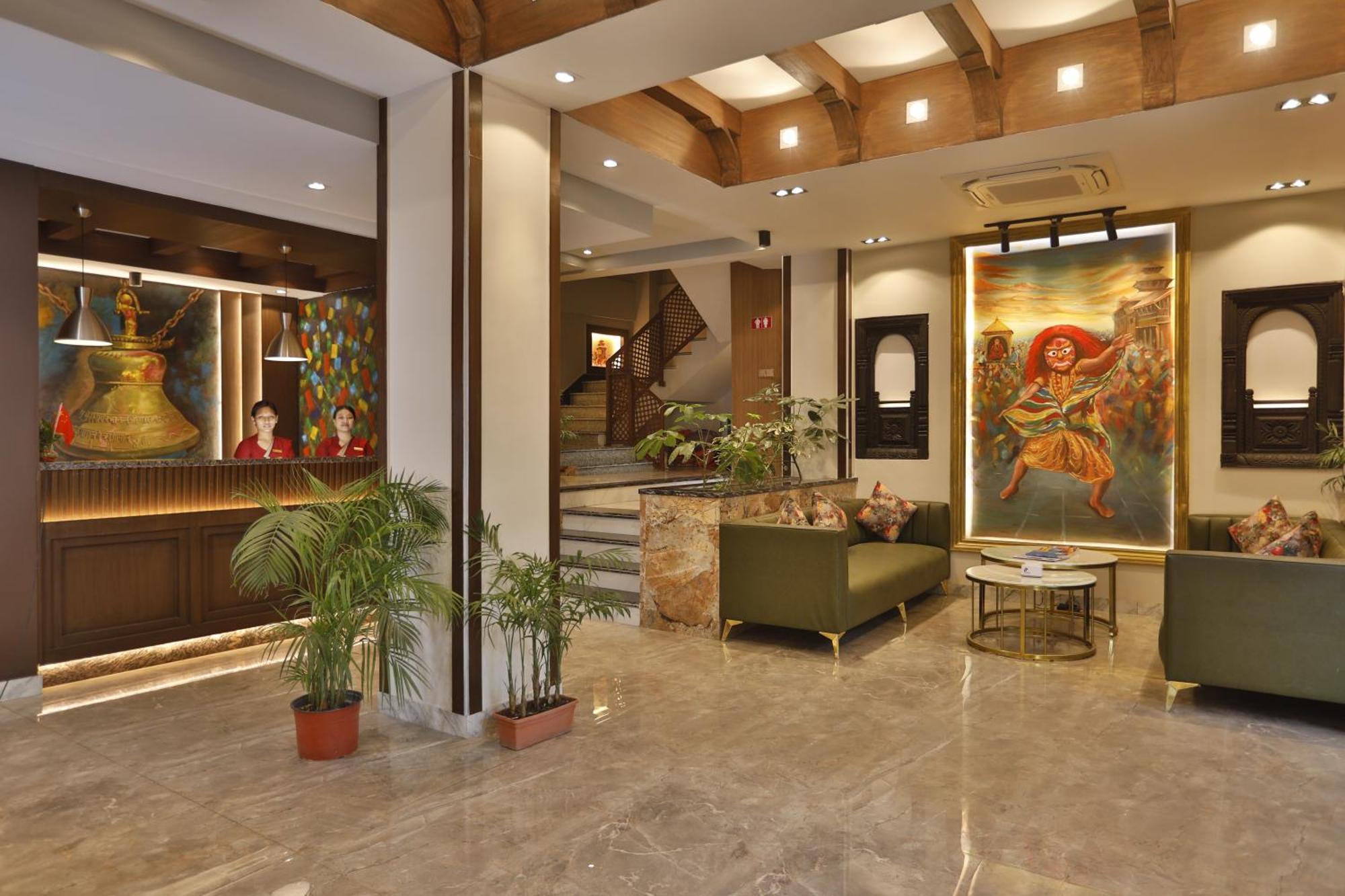 Lakhey Hotel 4*