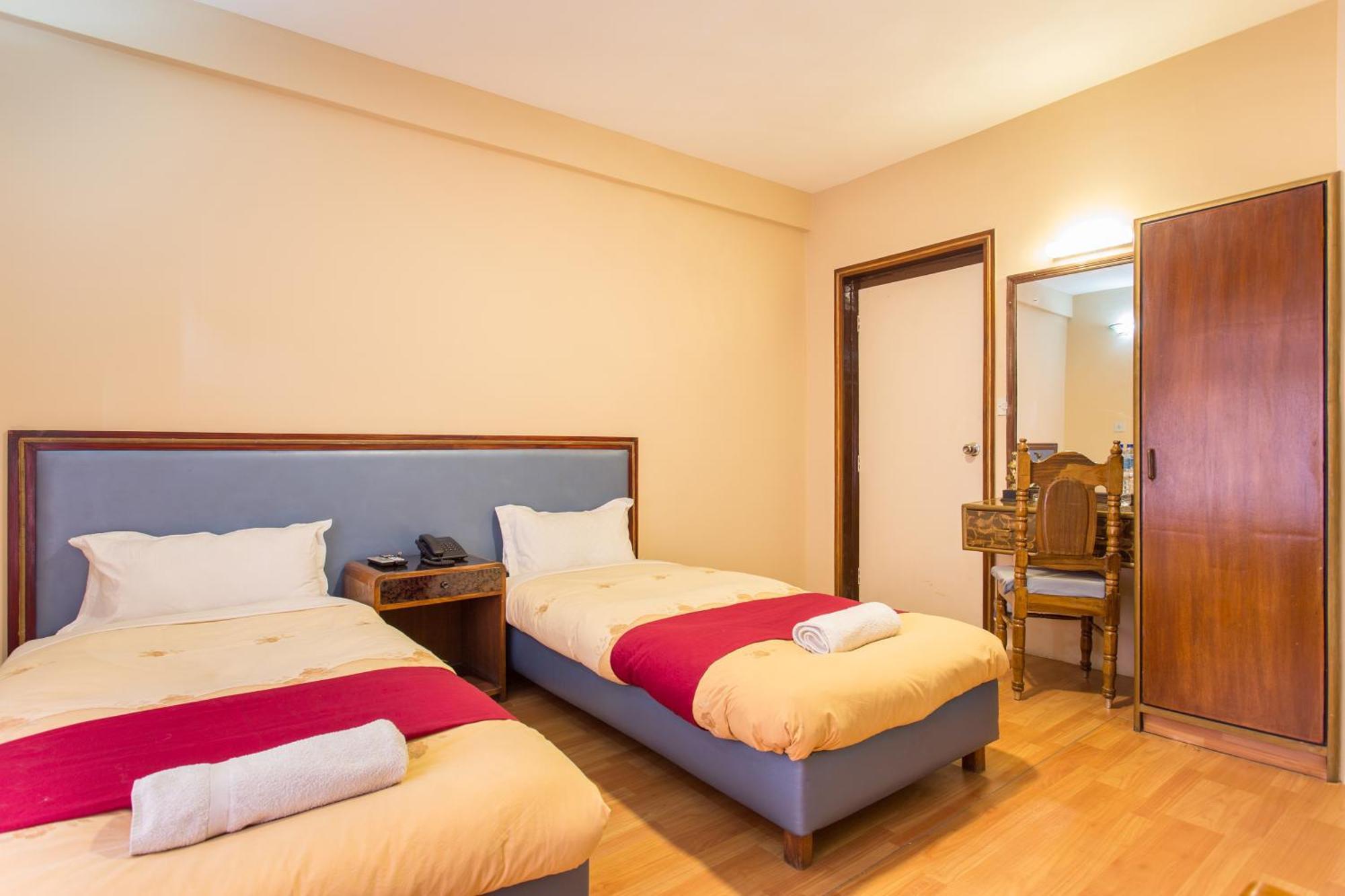 Khumbila Hotel 3*