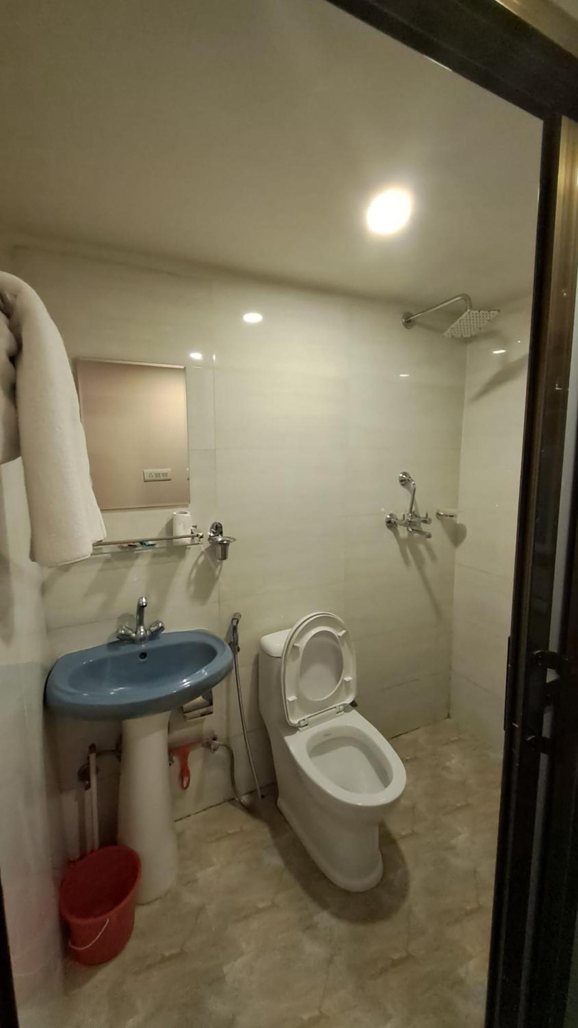 Tashi Pal Pvt. Ltd Guest house *