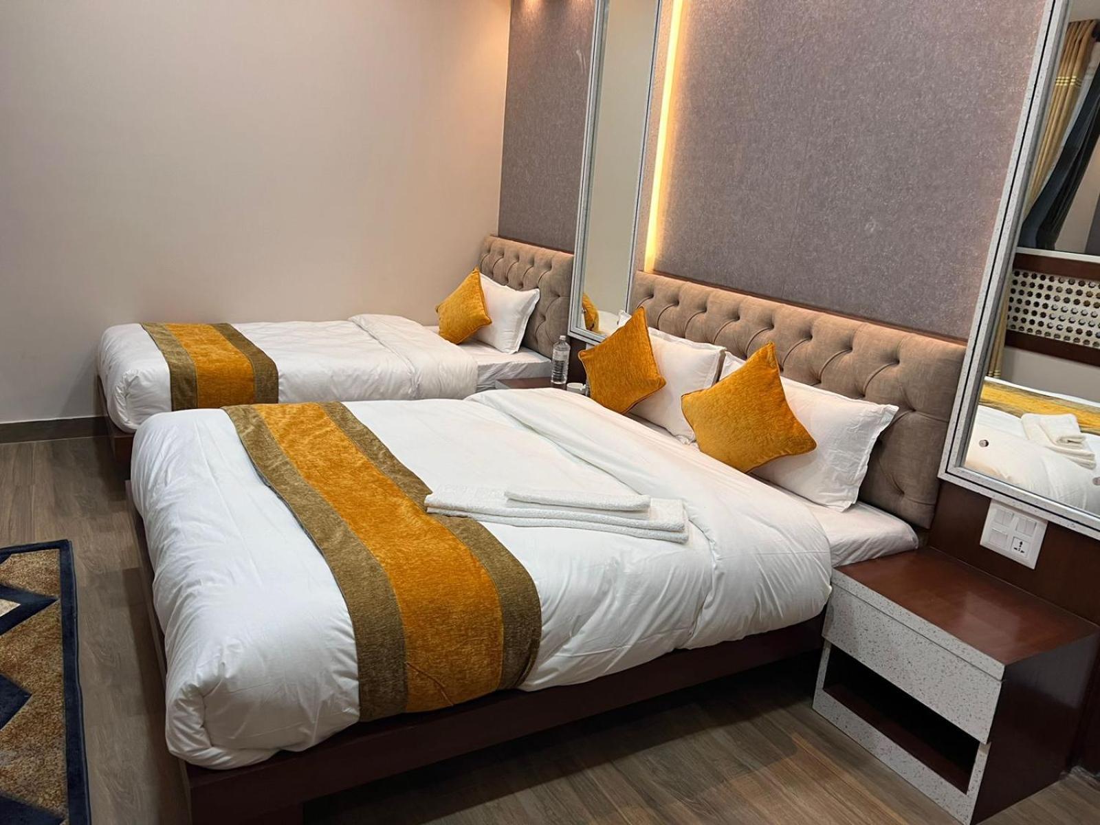Hotel Nagarjun Palace 2*