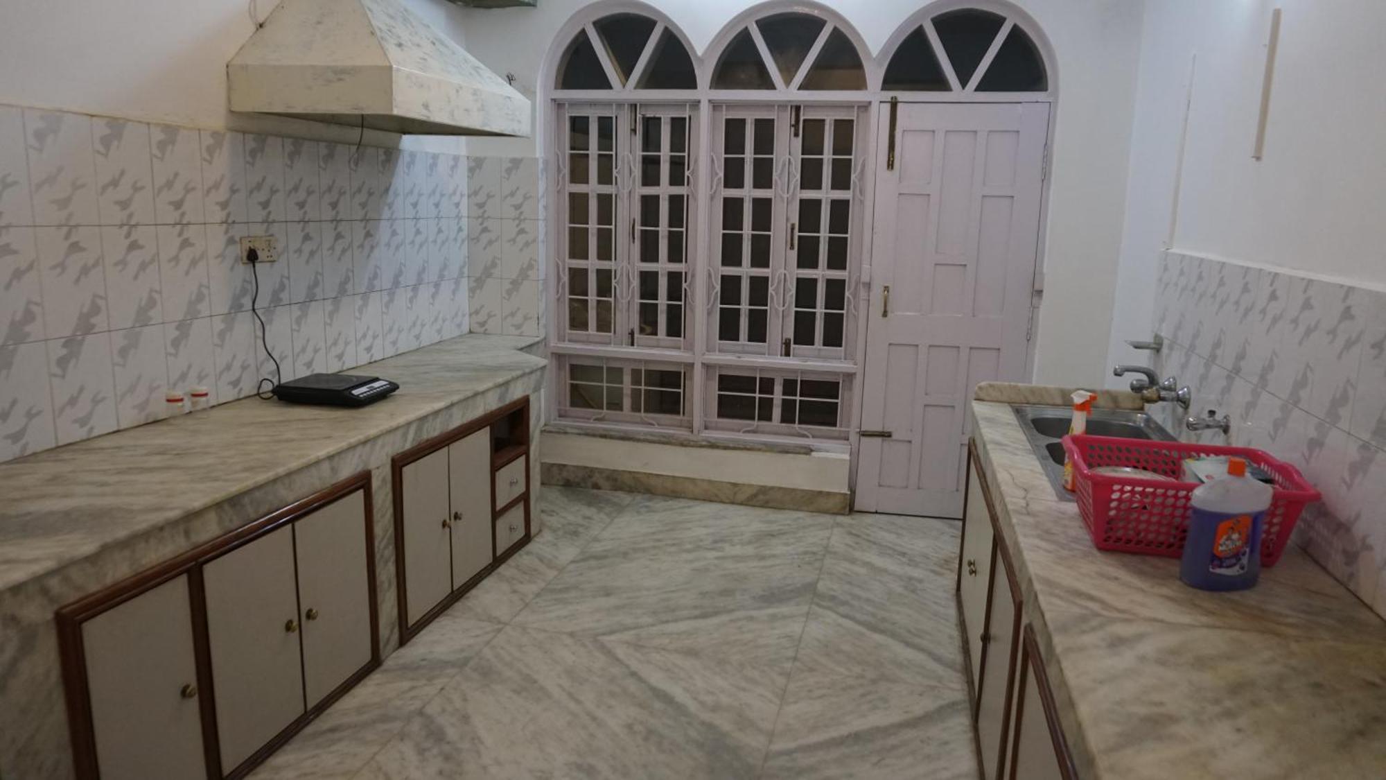 And Apartment *