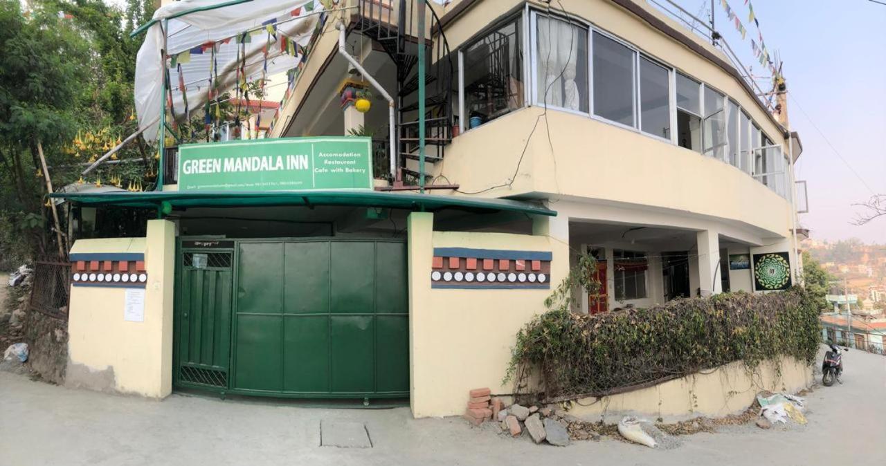 Mandala bahay-panuluyan 2*
