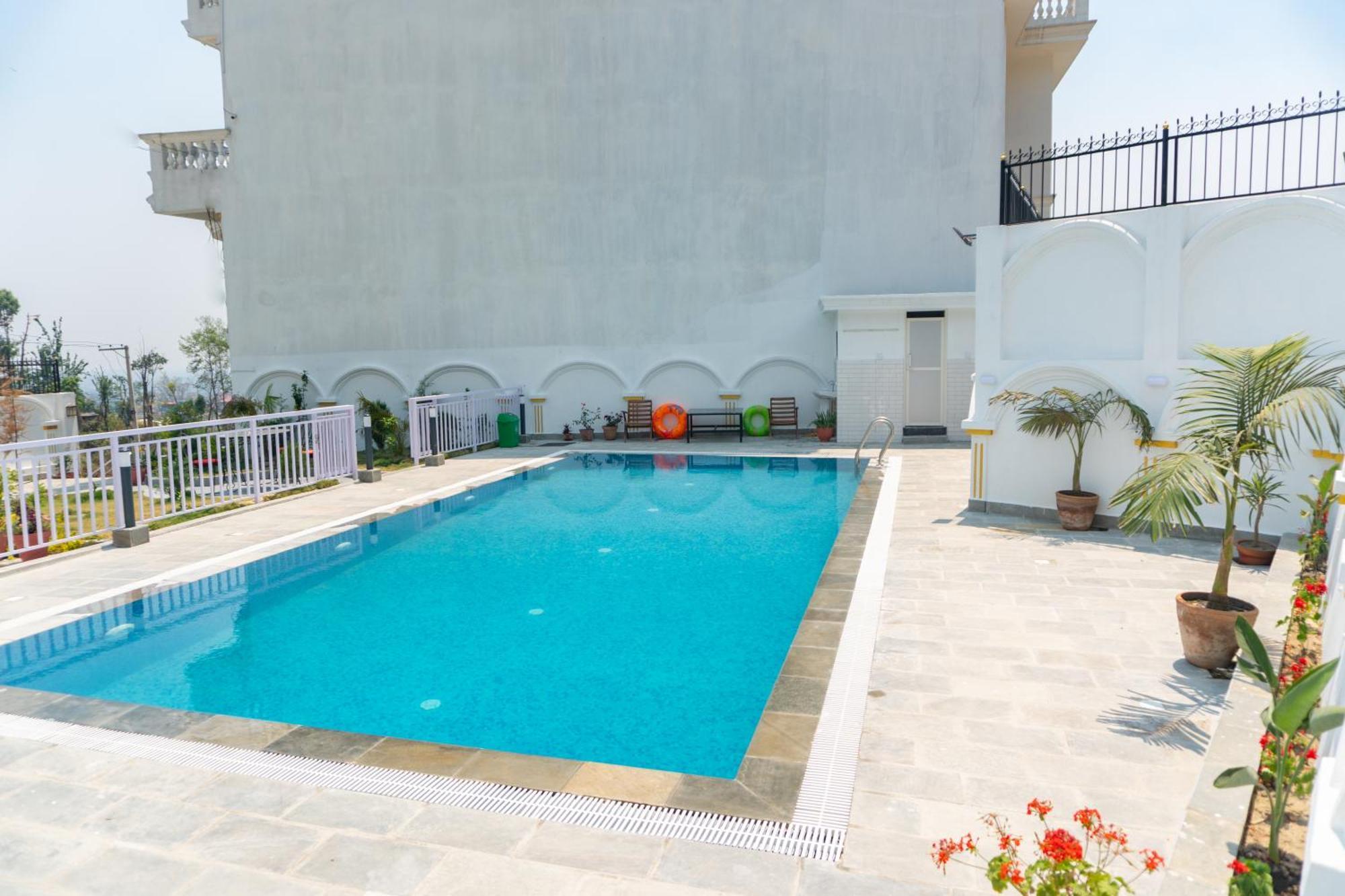 The White House 8 Bedroom With Swimming Pool