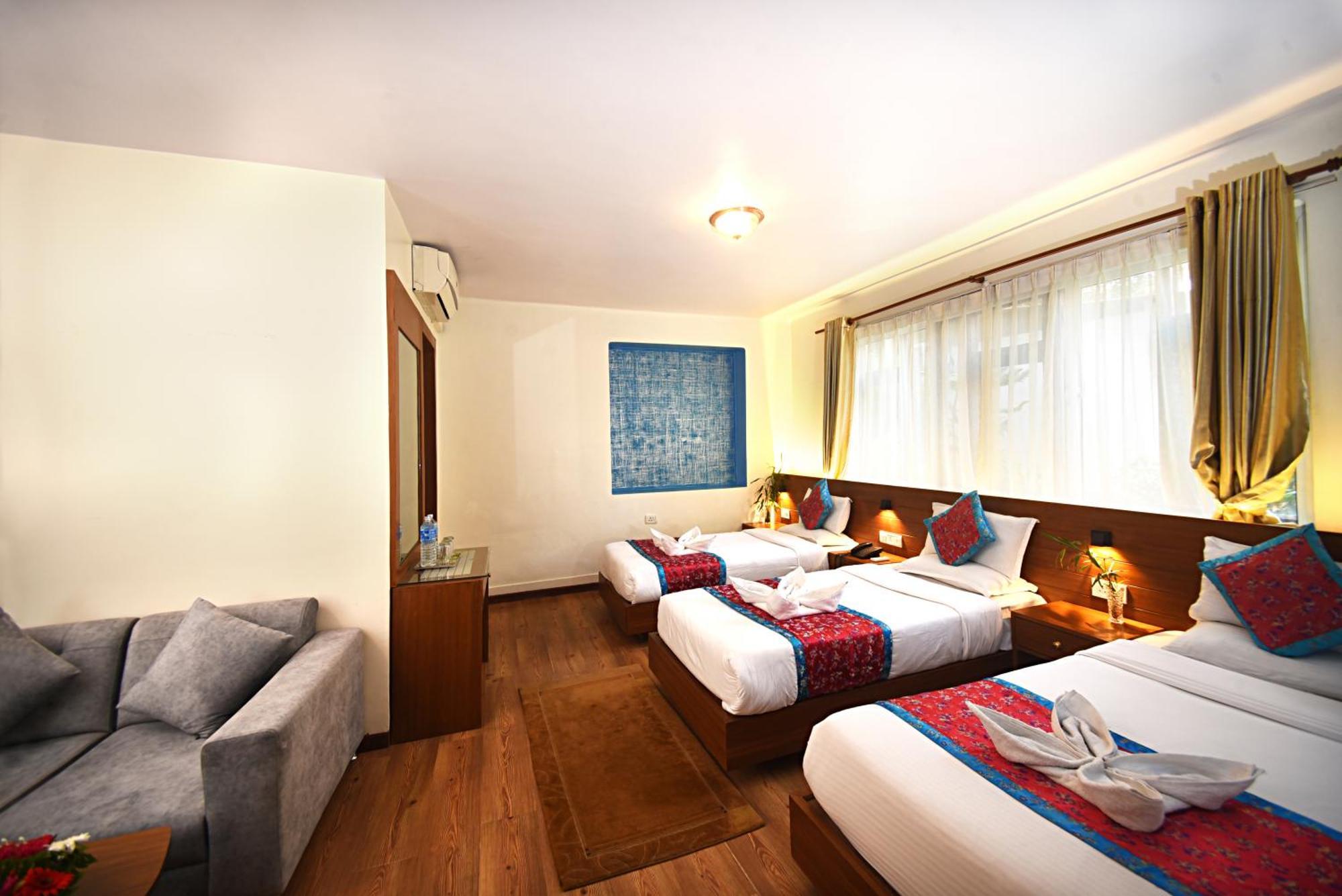 Amaryllis Hotel 3*