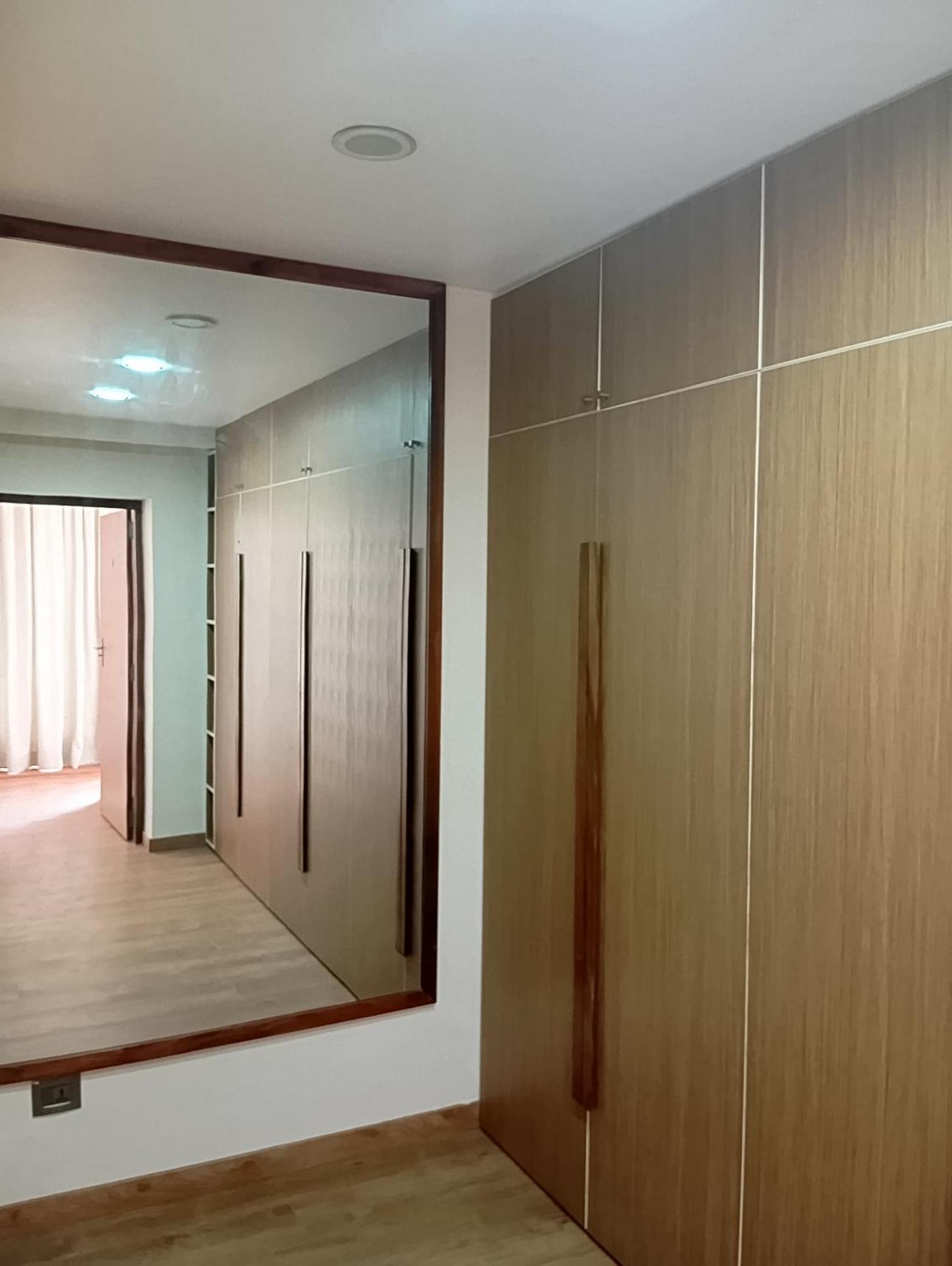 Pent House In Apartment *