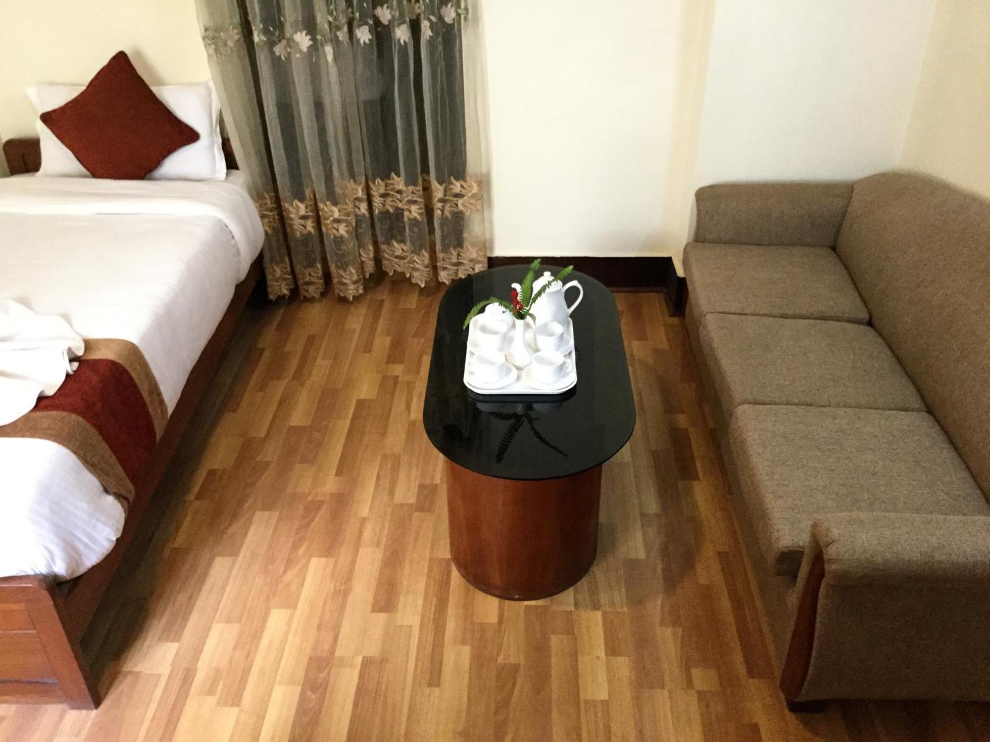 Trekkers Hotel
