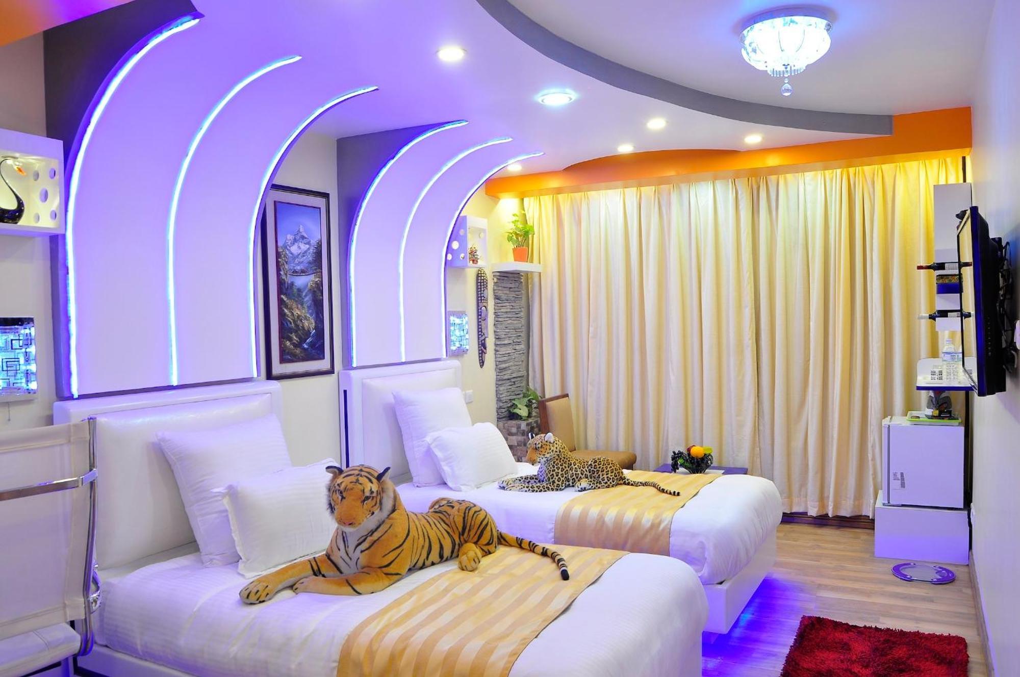 Hotel Royal Penguin Boutique & 4*