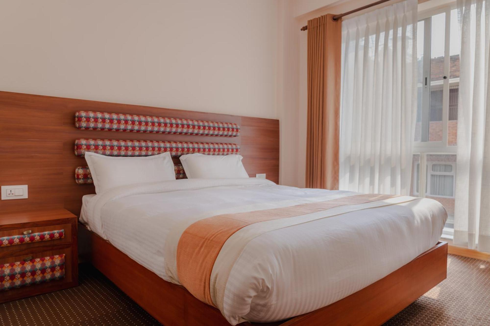 Jagat Hotel