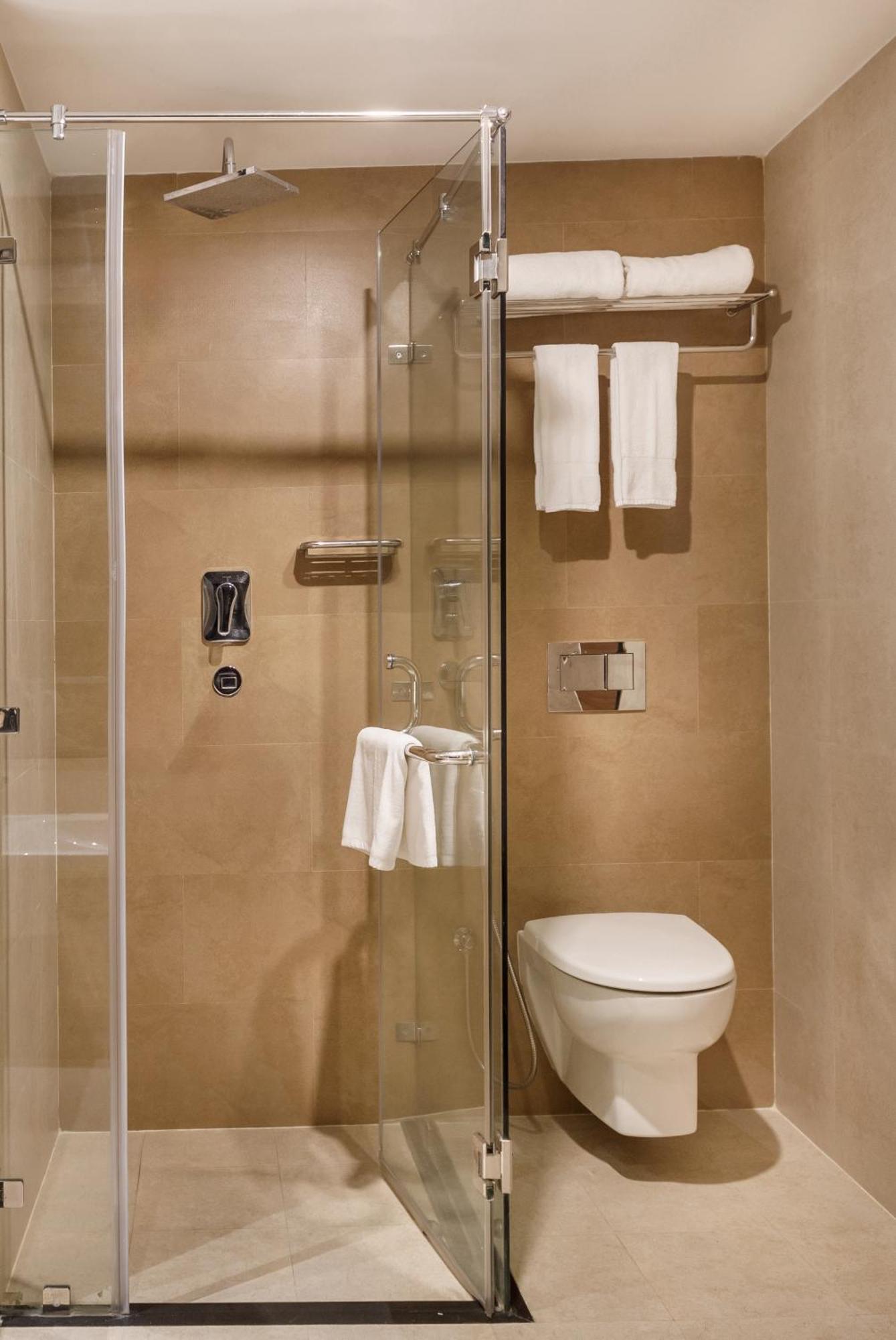 Thrive, A Tropical Courtyard Hotel 4*