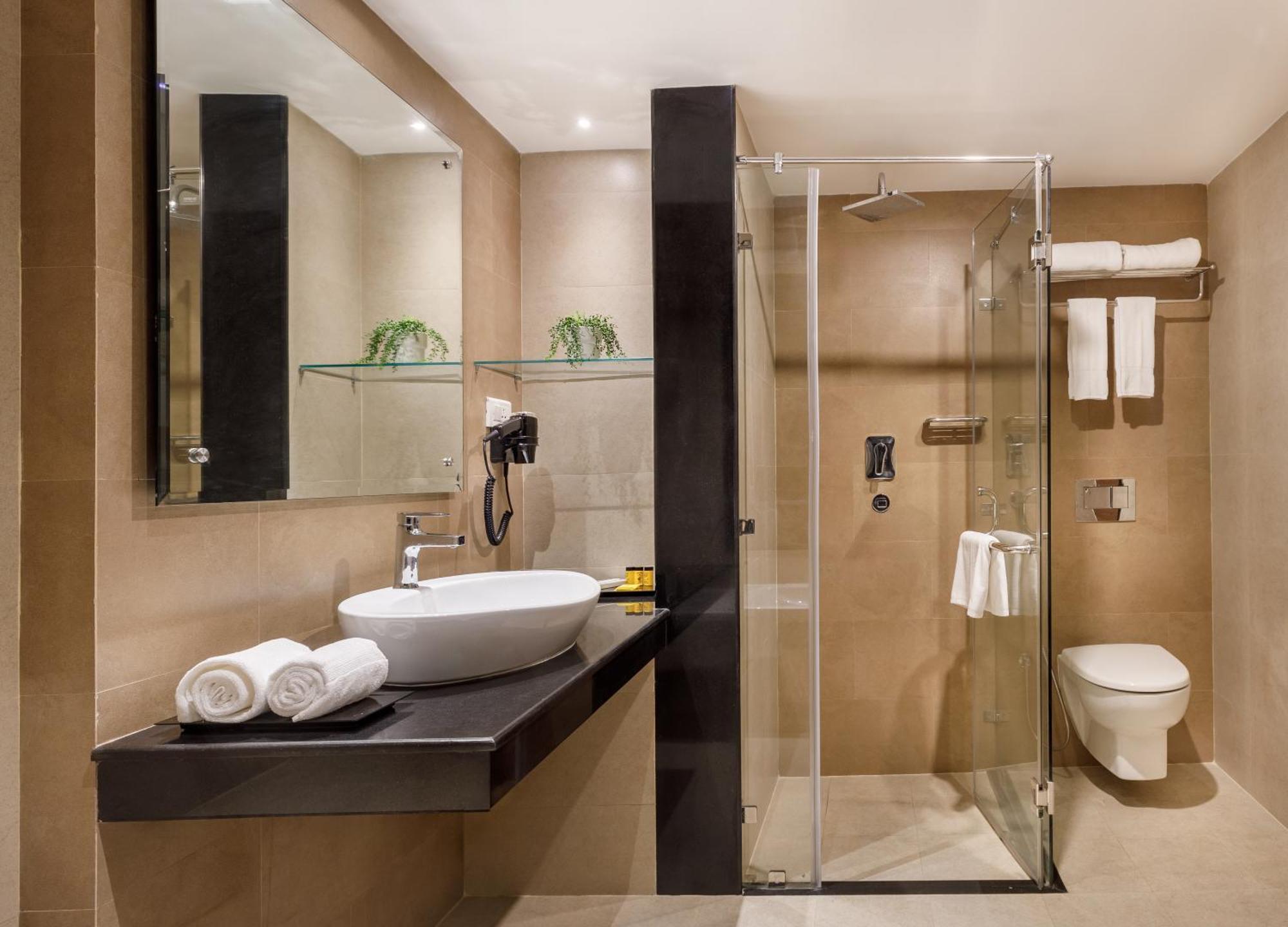 Thrive, A Tropical Courtyard Hotel 4*