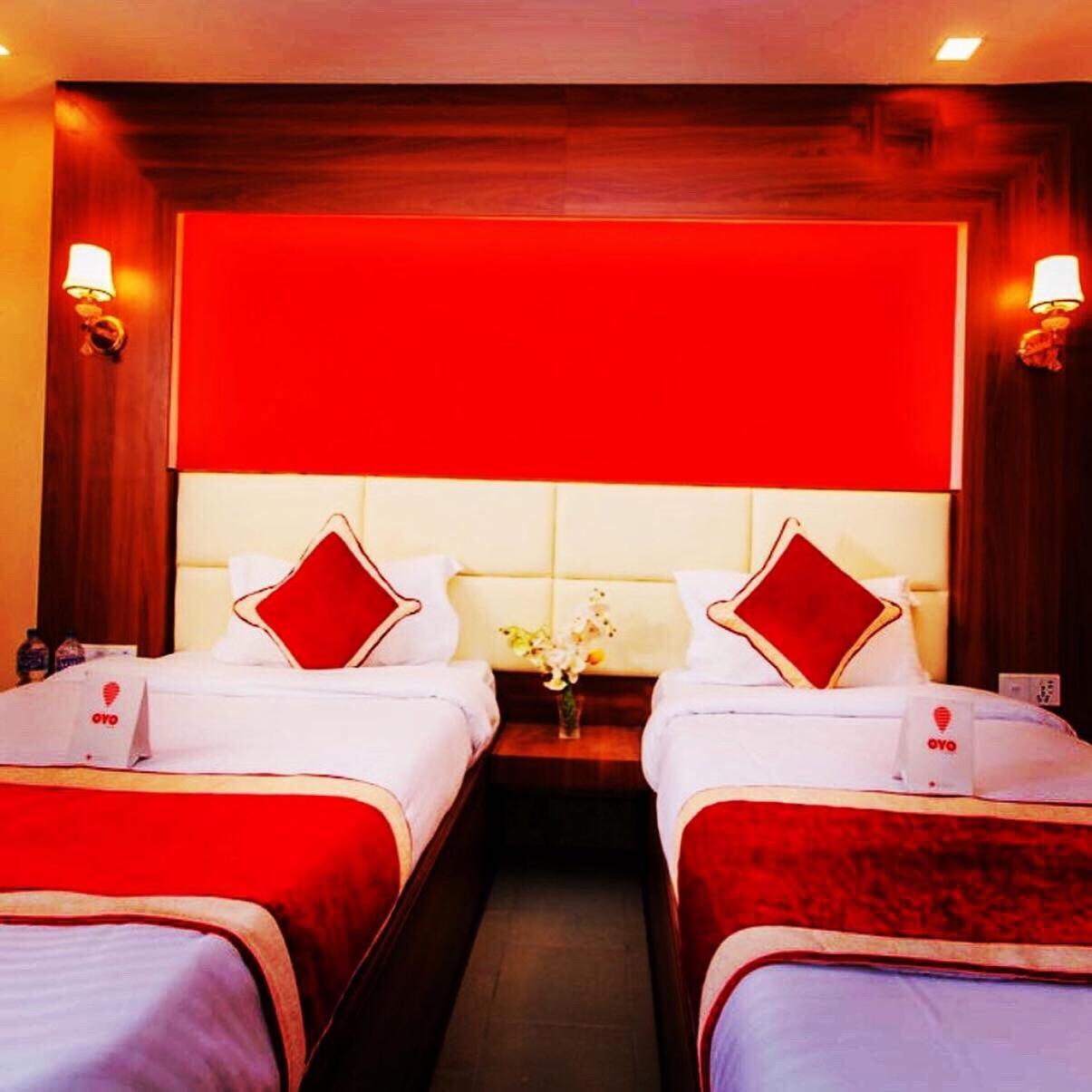 Shraddha Palace 3*