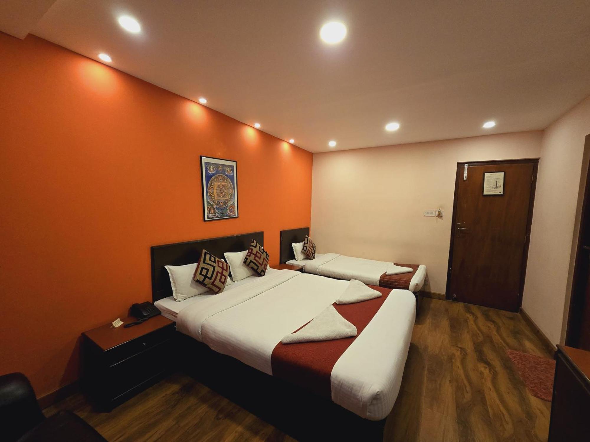 Cascade Hotel