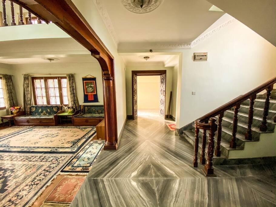 Cheerful 5-bedroom With Garden And Views Kathmandu
