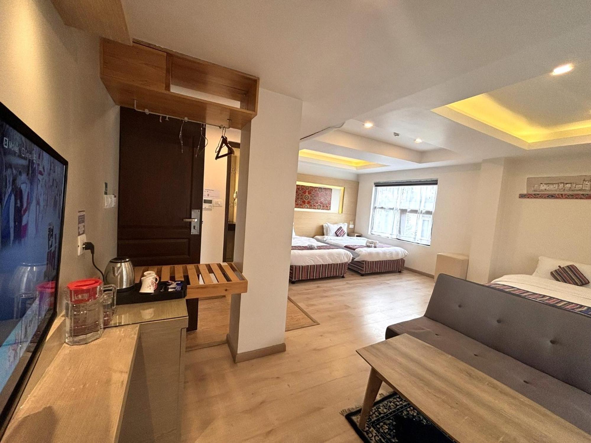 Viavia Boutique - 3*