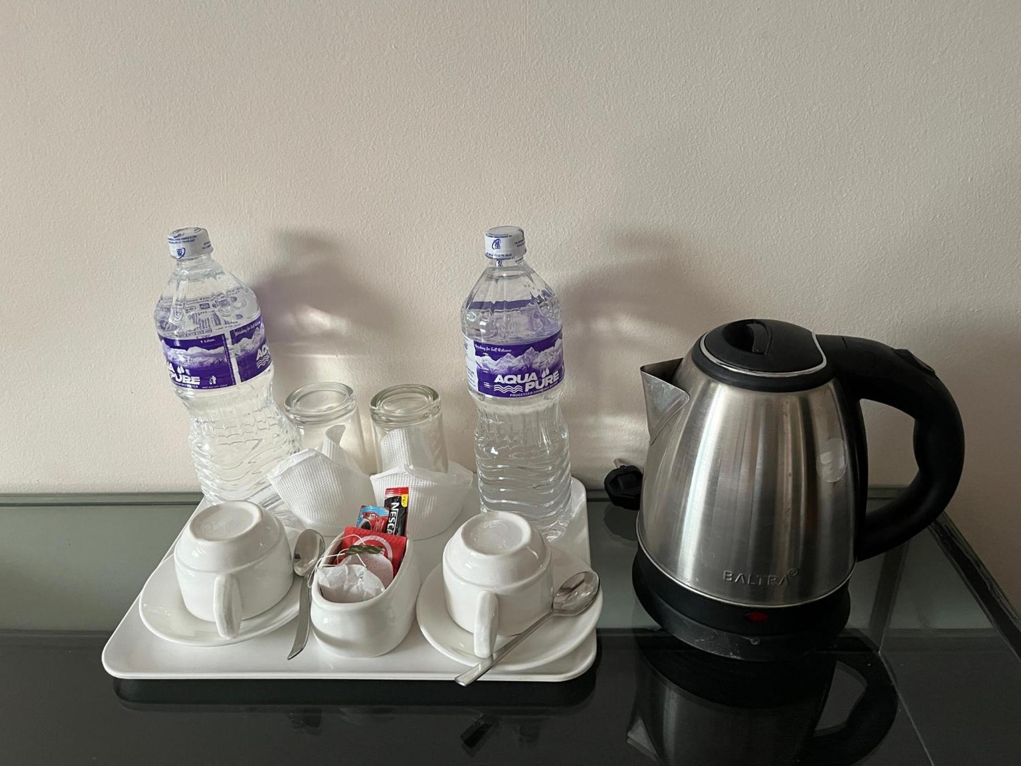 Square Hotel 3*
