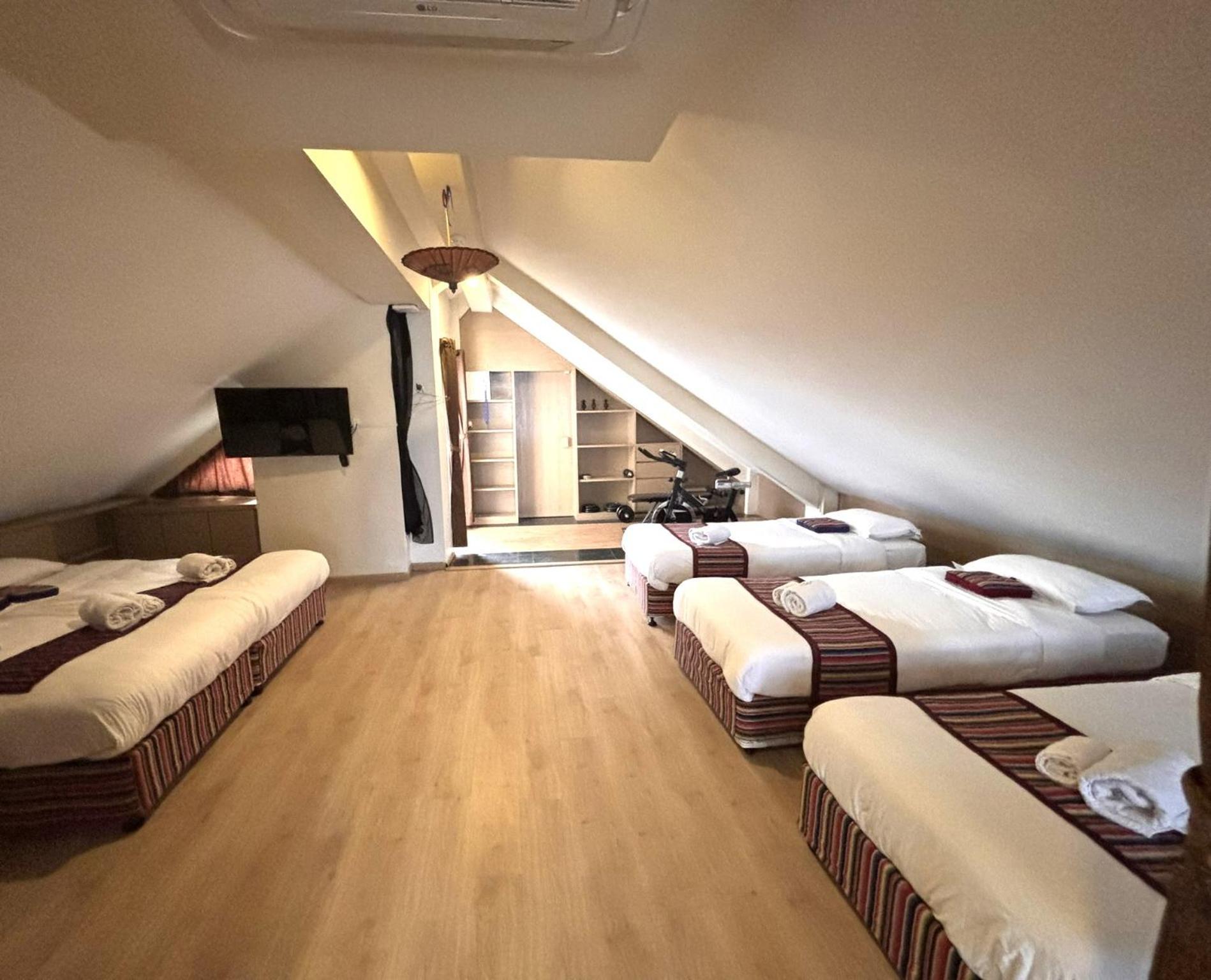 Viavia Boutique -