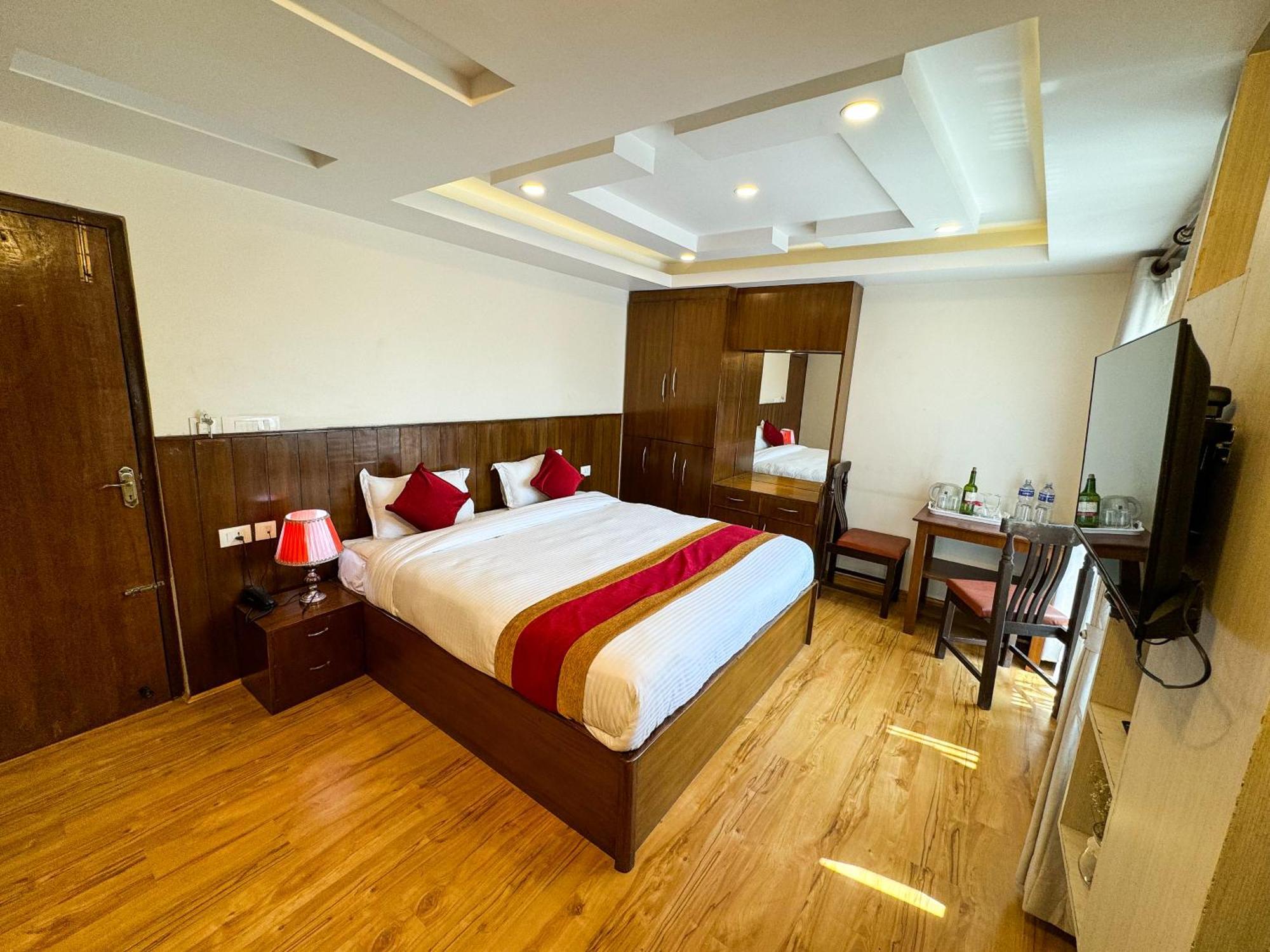 Hotel Abi International