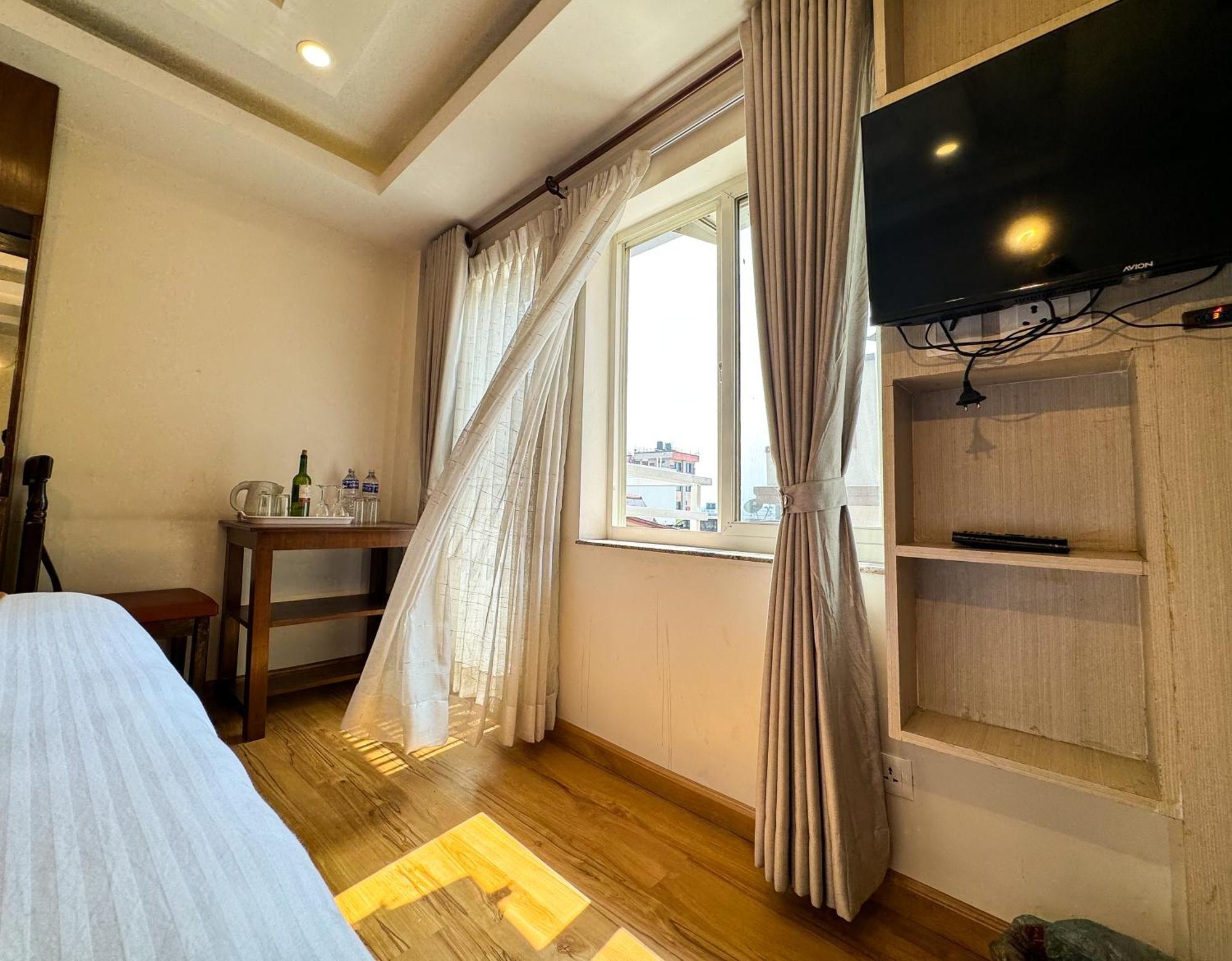 Hotel Abi International *