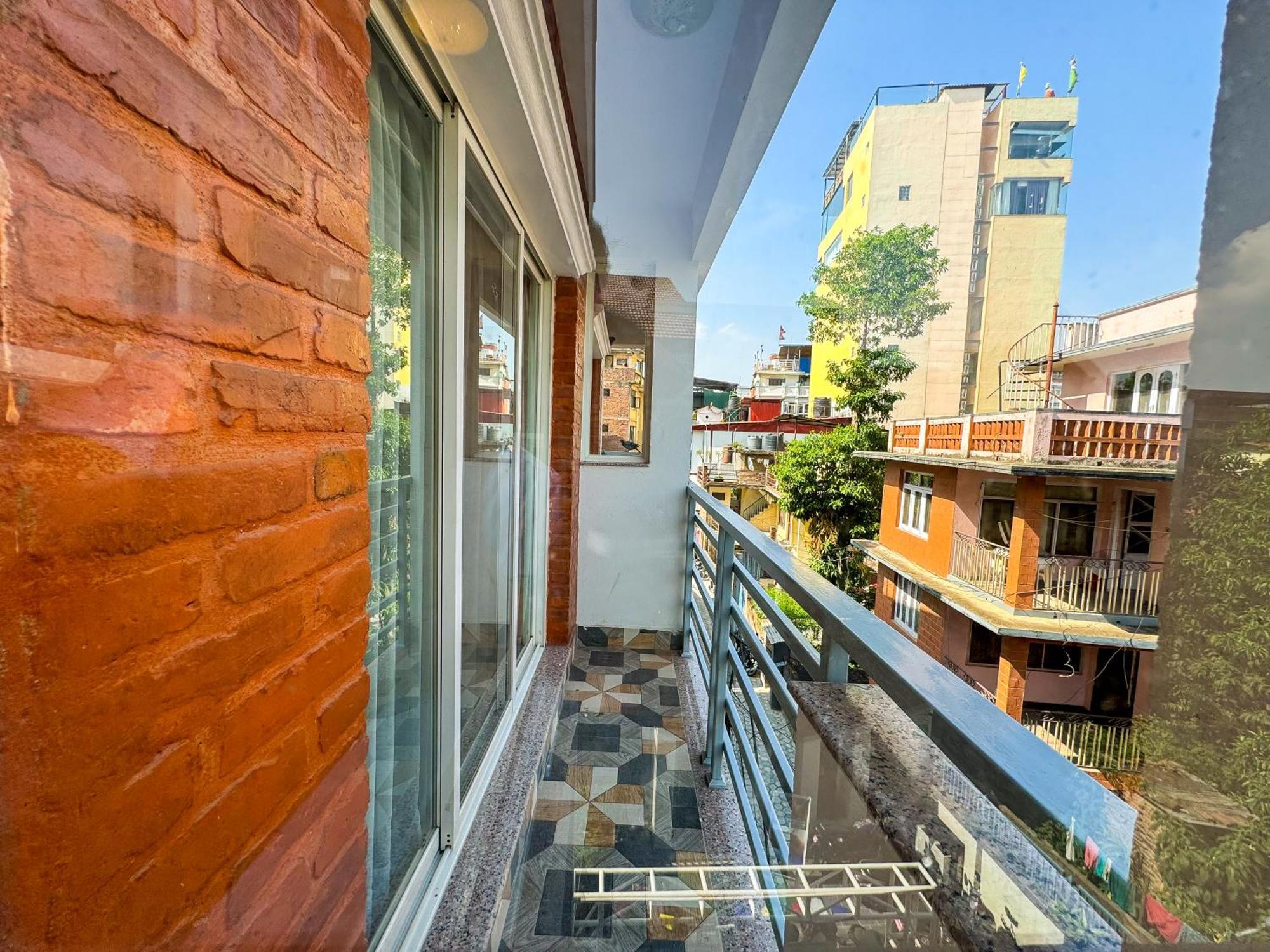 Hotel Abi International