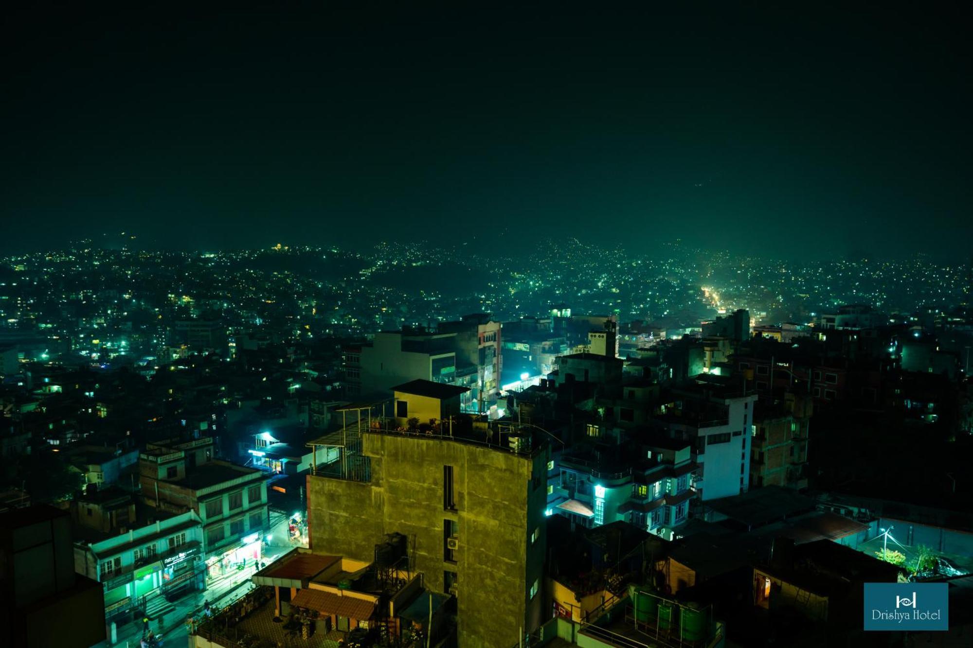 Hotel Drishya 3*